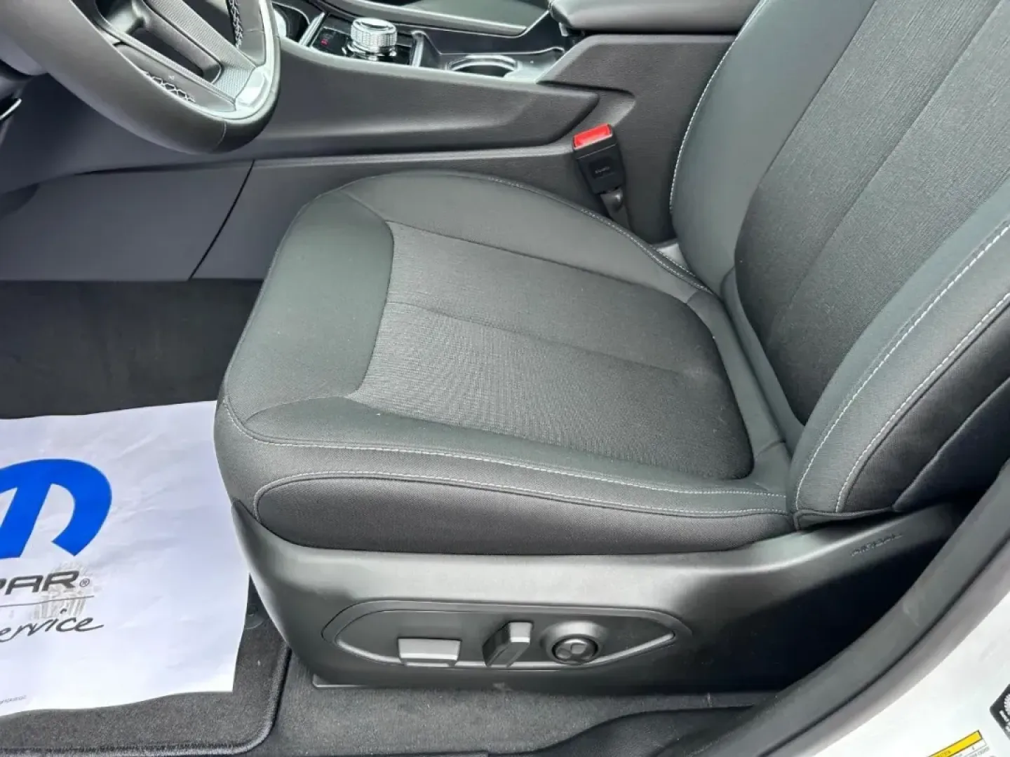 2025 /Global Black Leather Jeep Grand Cherokee Laredo (1C4RJKAGXS8) with an 3.6L V6 24V VVT UPG I engine, Automatic transmission, located at 970 Woodlawn Dr., Farmington, MO, 63640, (573) 431-7800, 37.825642, -90.468674 - **Discover Adventure and Comfort with the 2025 Jeep Grand Cherokee L at Pettus CDJR Farmington!**<br /> <br /> Are you in search of a vehicle that seamlessly blends adventure with everyday comfort? Look no further than the **2025 Jeep Grand Cherokee L**, the perfect SUV for families, adventure seeke - Photo#22