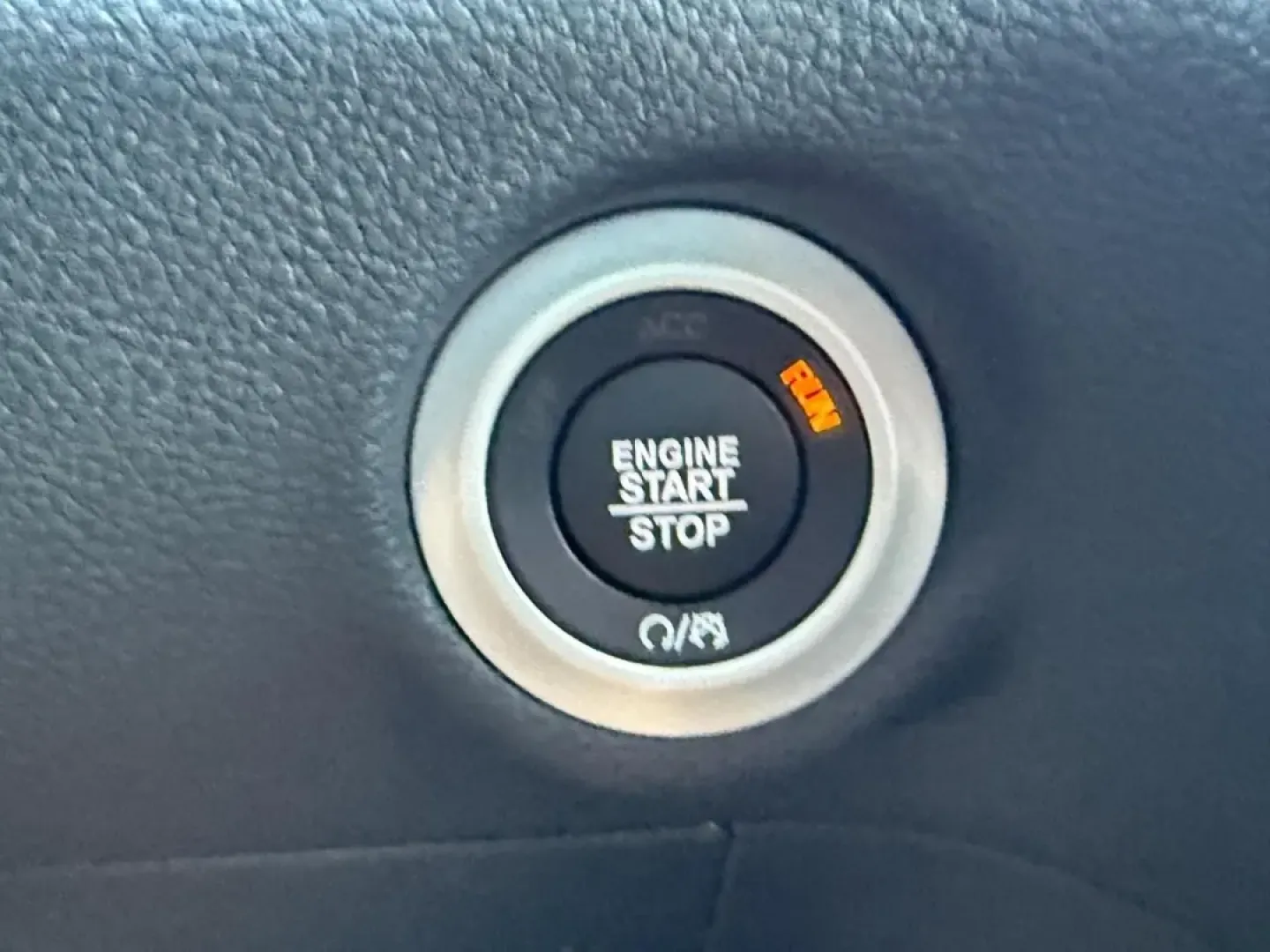 2025 /Black Leather Chrysler Pacifica Select (2C4RC1BG1SR) with an 3.6L V6 24V VVT UPG I engine, Automatic transmission, located at 970 Woodlawn Dr., Farmington, MO, 63640, (573) 431-7800, 37.825642, -90.468674 - **Explore Family Adventures in the 2025 Chrysler Pacifica at Pettus CDJR Farmington!**<br /> <br /> Are you ready to elevate your family outings and weekend getaways? Look no further than the stunning 2025 Chrysler Pacifica, the perfect minivan designed to cater to all your family's needs. With its - Photo#10