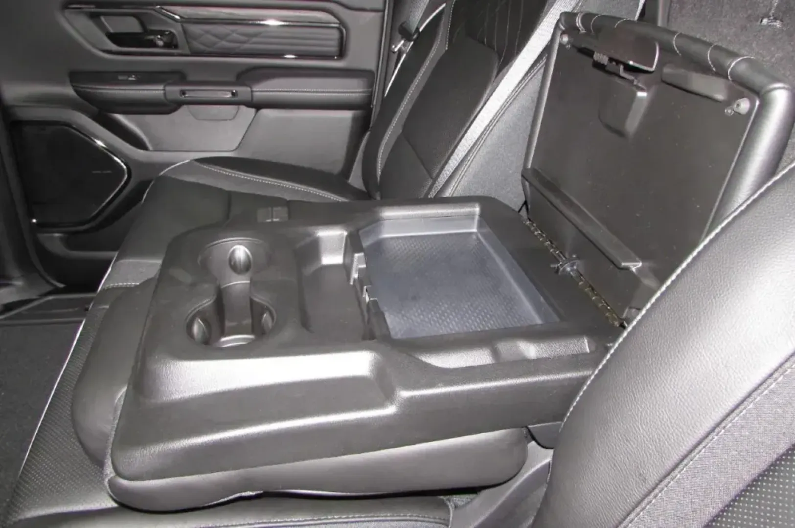 2025 /Black Leather Ram 1500 Limited (1C6SRFHP5SN) with an Other engine, Automatic transmission, located at 12830 Highway 21, De Soto, MO, 63020, (636) 337-7777, 38.153099, -90.573624 - **Discover the Ultimate Adventure with the 2025 Ram 1500 Limited Perfect for All Your Lifestyle Needs!**<br /> <br /> Are you ready to upgrade your driving experience? Whether you're a weekend warrior seeking off-road adventures, a busy parent needing a reliable family truck, or a professional who - Photo#31