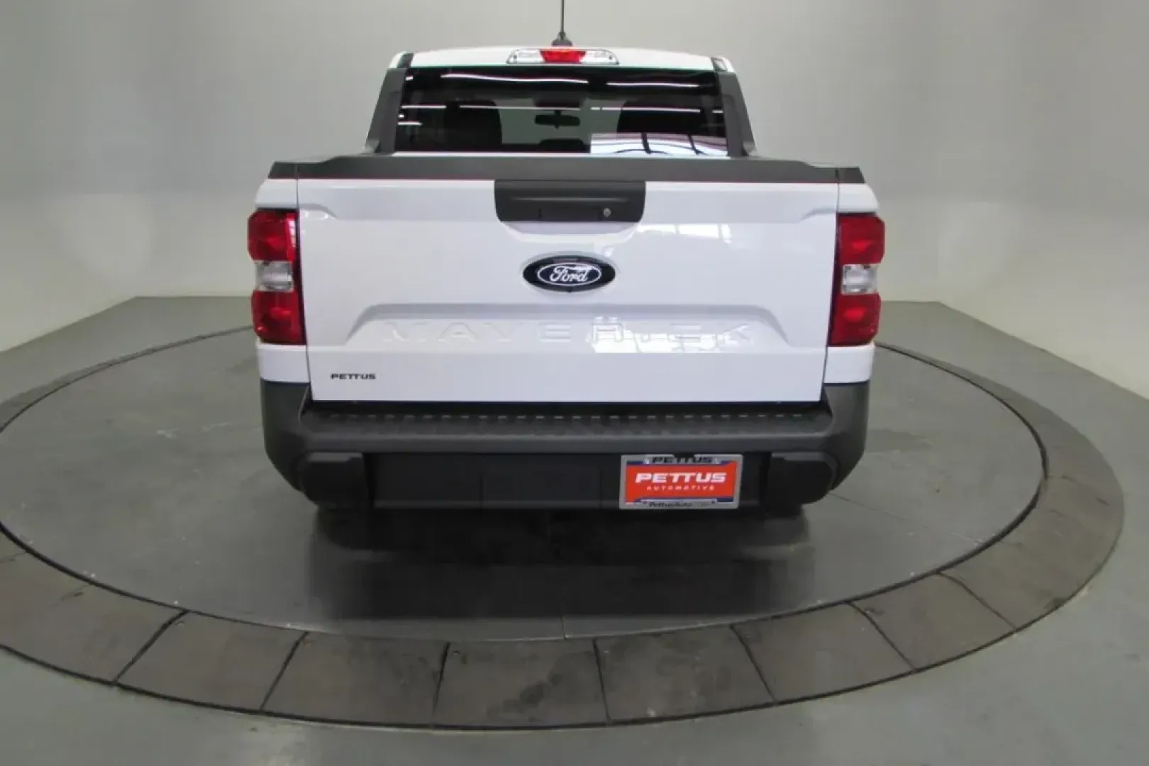 2025 /Black Onyx/Dark Slate Cloth Ford Maverick XL (3FTTW8A31SR) with an 2.5L Hybrid engine, Automatic transmission, located at 12836 Highway 21, De Soto, MO, 63020, (636) 337-7777, 38.151867, -90.575615 - **Discover Your Next Adventure with the 2025 Ford Maverick XL at Pettus Ford De Soto!** <br /> <br /> Are you on the hunt for a versatile truck that perfectly balances efficiency with style? Look no further than the stunning 2025 Ford Maverick XL available at Pettus Ford De Soto. Whether you're comm - Photo#4