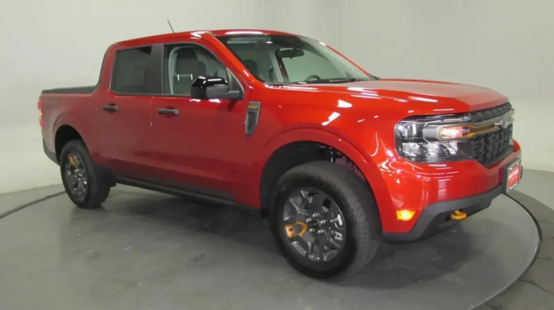 2024 Ford Maverick XLT (3FTTW8C9XRR) with an 2.0L EcoBoost engine, Automatic transmission, located at 12836 Highway 21, De Soto, MO, 63020, (636) 337-7777, 38.151867, -90.575615 - **Adventure Awaits with the 2024 Ford Maverick XLT Your Perfect Companion for Weekend Getaways!**<br /> <br /> If you're seeking a vehicle that seamlessly blends style, capability, and fuel efficiency, look no further than the stunning 2024 Ford Maverick XLT! This versatile truck is not just a mode - Photo#17