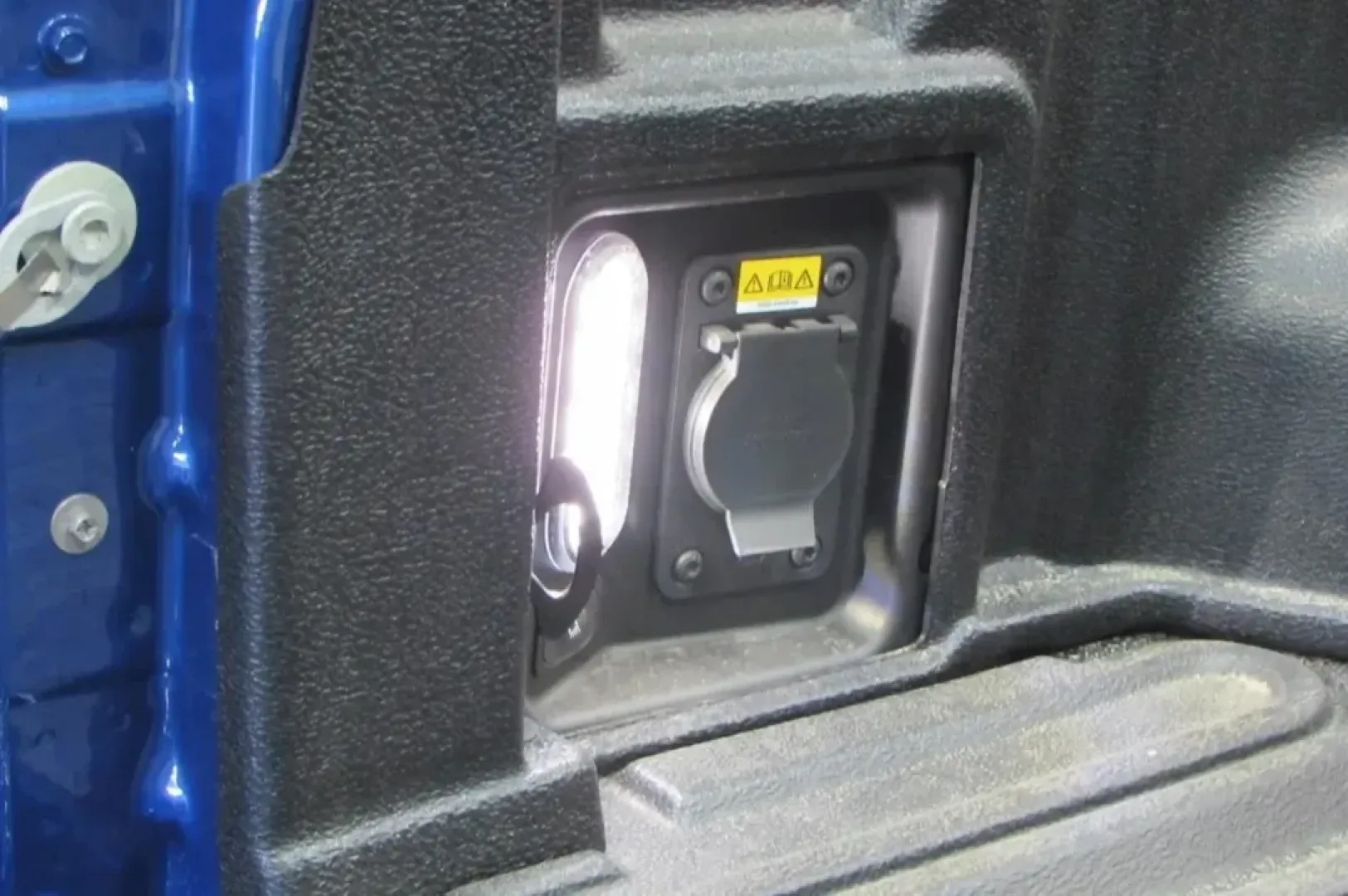 2024 Ford Maverick XLT (3FTTW8J94RR) with an 2.0L EcoBoost engine, Automatic transmission, located at 12836 Highway 21, De Soto, MO, 63020, (636) 337-7777, 38.151867, -90.575615 - **Discover Adventure in the 2024 Ford Maverick XLT at Pettus Ford De Soto!**<br /> <br /> Are you ready to elevate your weekend adventures or tackle daily commutes with style and efficiency? The 2024 Ford Maverick XLT is the perfect vehicle for anyone seeking a versatile truck that fits seamlessly i - Photo#11
