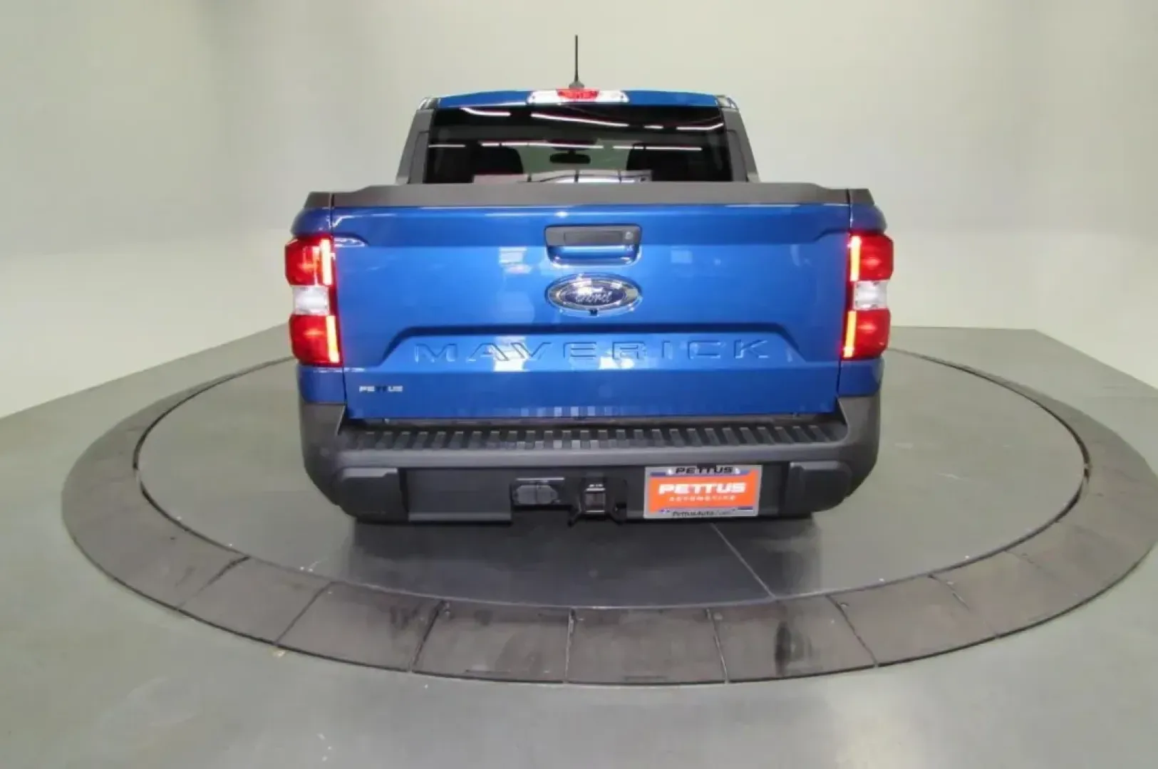 2024 Ford Maverick XLT (3FTTW8J94RR) with an 2.0L EcoBoost engine, Automatic transmission, located at 12836 Highway 21, De Soto, MO, 63020, (636) 337-7777, 38.151867, -90.575615 - **Discover Adventure in the 2024 Ford Maverick XLT at Pettus Ford De Soto!**<br /> <br /> Are you ready to elevate your weekend adventures or tackle daily commutes with style and efficiency? The 2024 Ford Maverick XLT is the perfect vehicle for anyone seeking a versatile truck that fits seamlessly i - Photo#5