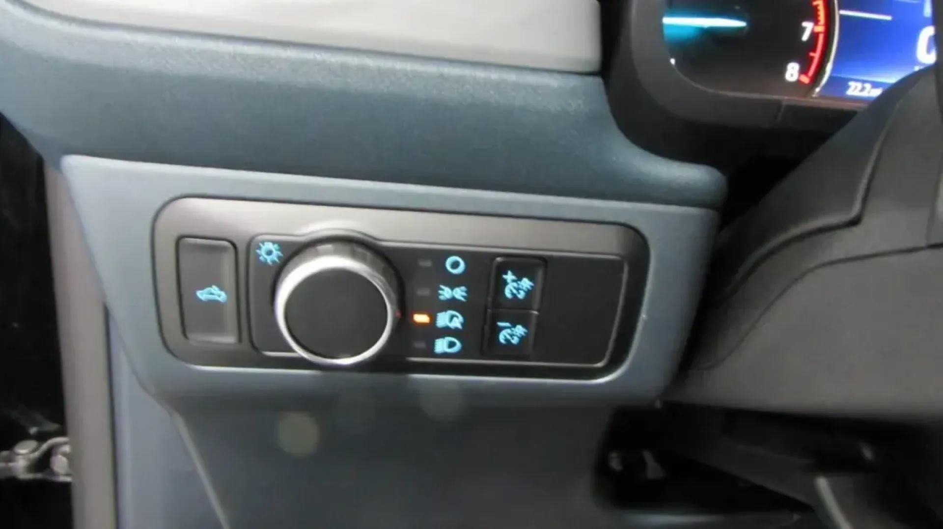 2024 Ford Maverick Lariat (3FTTW8R99RR) with an 2.0L EcoBoost engine, Automatic transmission, located at 12836 Highway 21, De Soto, MO, 63020, (636) 337-7777, 38.151867, -90.575615 - **Experience Adventure with the 2024 Ford Maverick Lariat: Your Perfect Partner for Life in De Soto!**<br /> <br /> Are you ready to elevate your daily routine? Whether you're commuting to work, embarking on weekend getaways, or tackling family errands, the 2024 Ford Maverick Lariat is designed to m - Photo#22