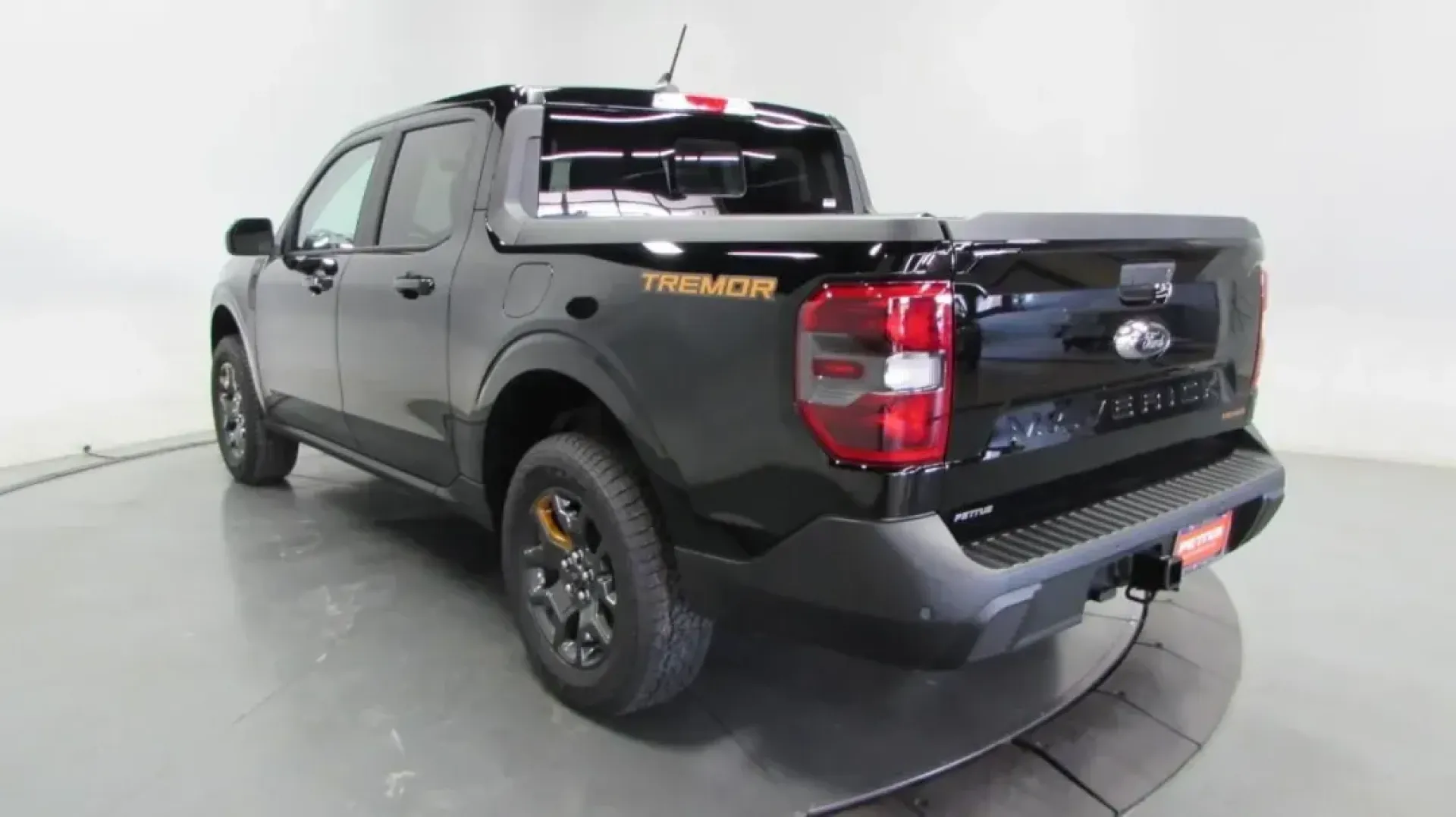 2024 Ford Maverick Lariat (3FTTW8R99RR) with an 2.0L EcoBoost engine, Automatic transmission, located at 12836 Highway 21, De Soto, MO, 63020, (636) 337-7777, 38.151867, -90.575615 - **Experience Adventure with the 2024 Ford Maverick Lariat: Your Perfect Partner for Life in De Soto!**<br /> <br /> Are you ready to elevate your daily routine? Whether you're commuting to work, embarking on weekend getaways, or tackling family errands, the 2024 Ford Maverick Lariat is designed to m - Photo#4