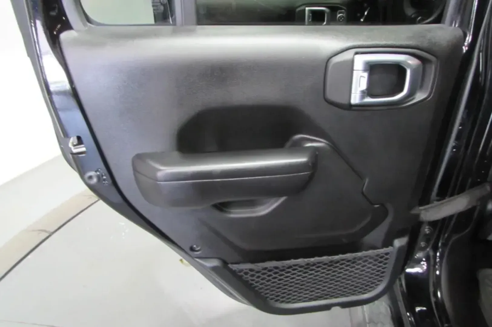 2021 /Black Cloth Jeep Wrangler Unlimited Sport Altitude (1C4HJXDN0MW) with an Other engine, located at 12830 Highway 21, De Soto, MO, 63020, (636) 337-7777, 38.153099, -90.573624 - **Discover Your Adventure with the 2021 Jeep Wrangler Unlimited Sport Altitude at Pettus CDJR DeSoto!**<br /> <br /> Are you ready to take on the great outdoors or simply enjoy a weekend escape with friends and family? The 2021 Jeep Wrangler Unlimited Sport Altitude is designed for those who crave a - Photo#23