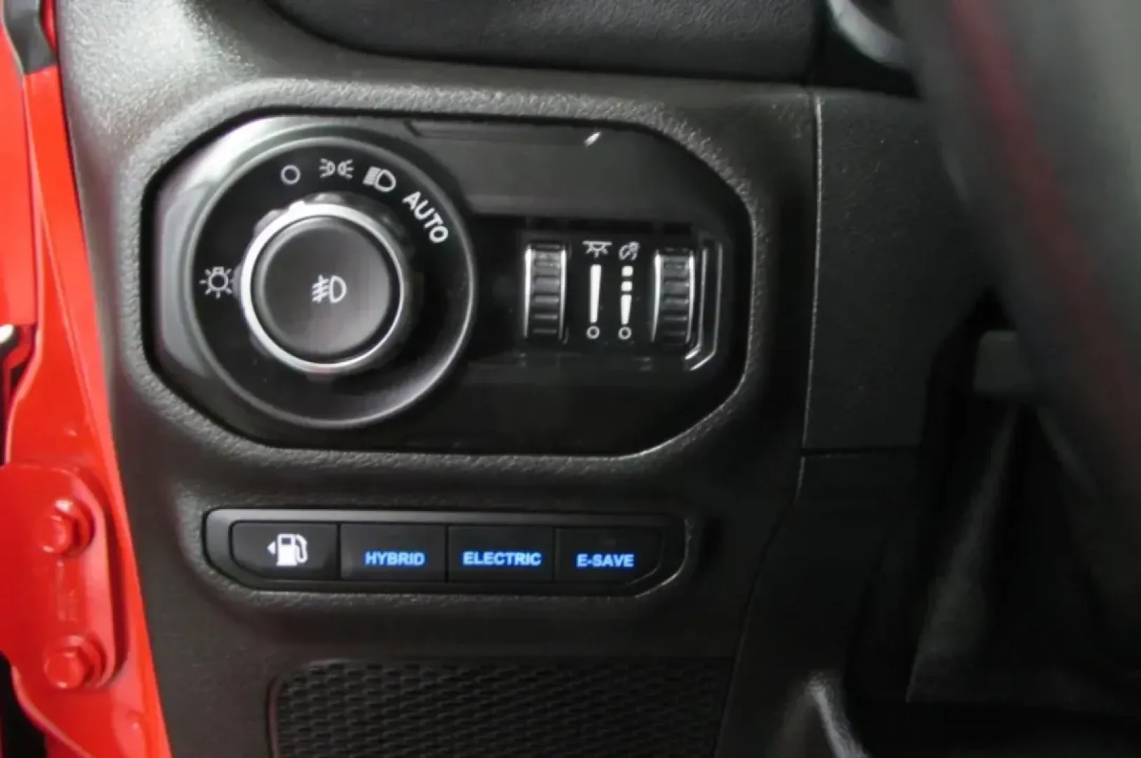 2021 /Dark Saddle/Black Leather Jeep Wrangler Unlimited Sahara 4xe (1C4JJXP64MW) with an Other engine, Automatic transmission, located at 12830 Highway 21, De Soto, MO, 63020, (636) 337-7777, 38.153099, -90.573624 - **Adventure Awaits: Explore the 2021 Jeep Wrangler Unlimited Sahara 4xe at Pettus CDJR DeSoto!**<br /> <br /> Are you ready to elevate your outdoor lifestyle or conquer the daily commute with confidence? The 2021 Jeep Wrangler Unlimited Sahara 4xe is the perfect companion for those who crave adventu - Photo#13