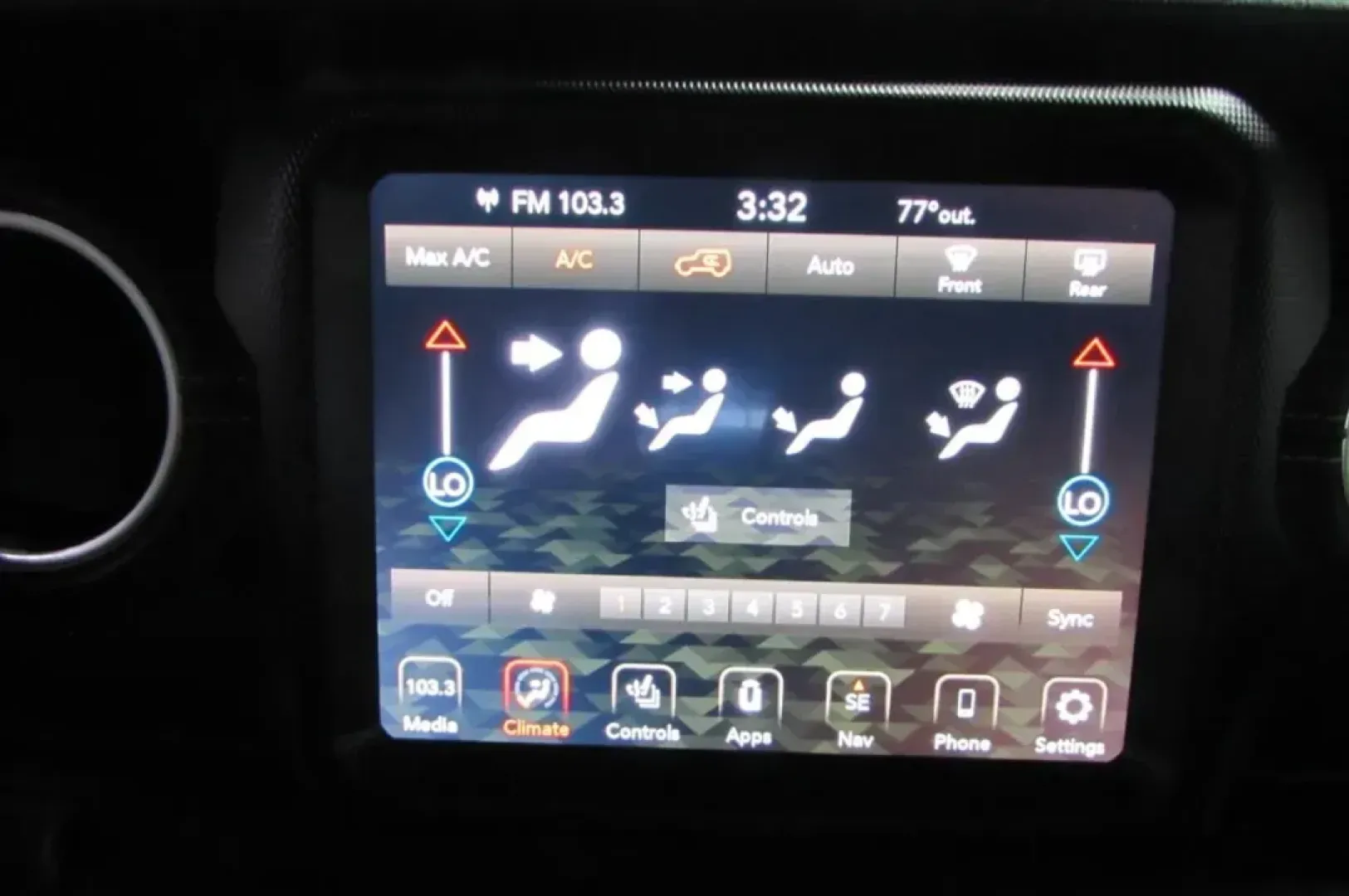 2021 /Dark Saddle/Black Leather Jeep Wrangler Unlimited Sahara 4xe (1C4JJXP64MW) with an Other engine, Automatic transmission, located at 12830 Highway 21, De Soto, MO, 63020, (636) 337-7777, 38.153099, -90.573624 - **Adventure Awaits: Explore the 2021 Jeep Wrangler Unlimited Sahara 4xe at Pettus CDJR DeSoto!**<br /> <br /> Are you ready to elevate your outdoor lifestyle or conquer the daily commute with confidence? The 2021 Jeep Wrangler Unlimited Sahara 4xe is the perfect companion for those who crave adventu - Photo#21