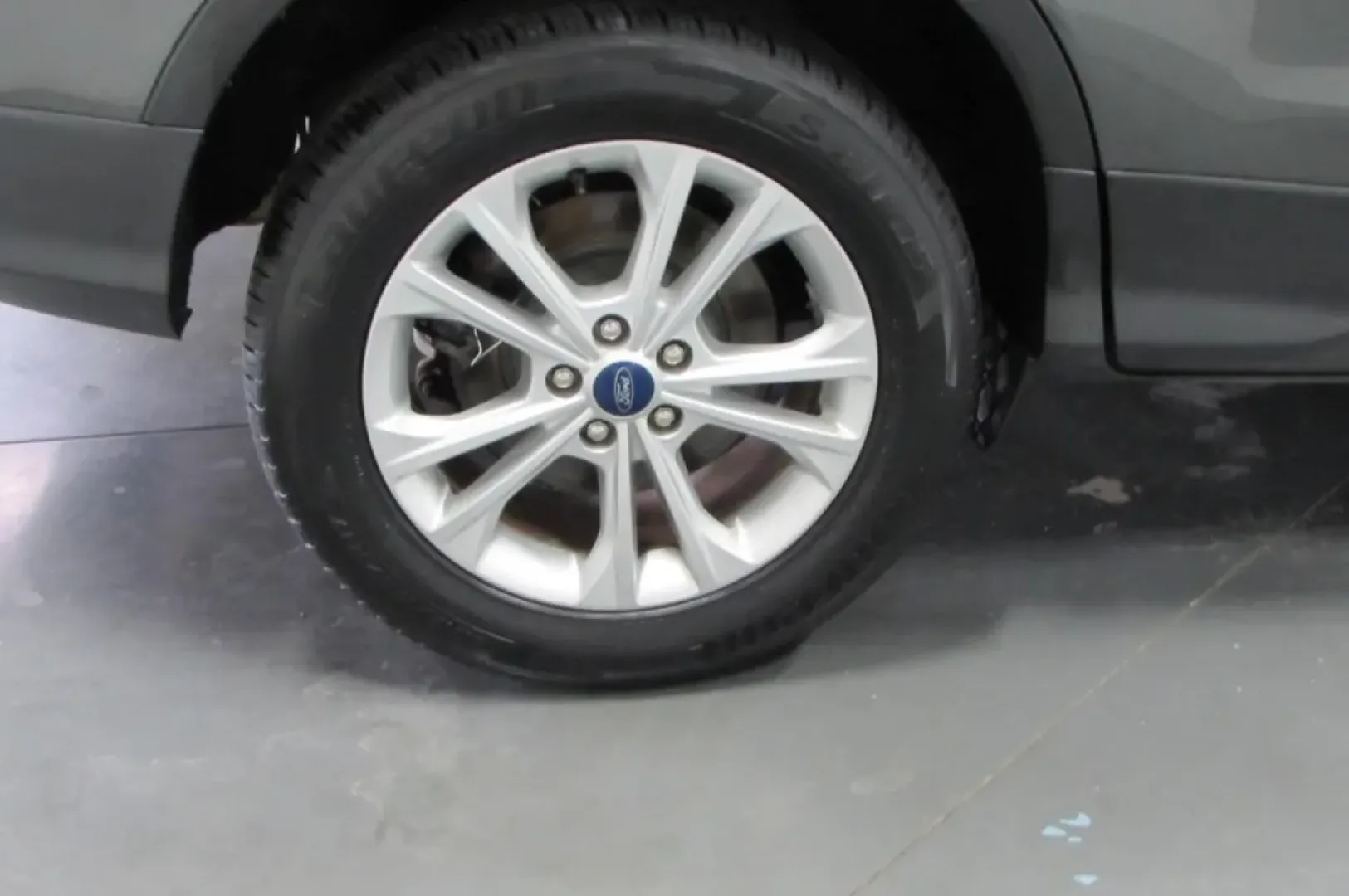 2019 /Charcoal Black Leather Ford Escape SEL (1FMCU9HDXKU) with an Other engine, Automatic transmission, located at 12830 Highway 21, De Soto, MO, 63020, (636) 337-7777, 38.153099, -90.573624 - **Adventure Awaits with the 2019 Ford Escape SEL!** <br /> <br /> Looking for an affordable and reliable vehicle that fits your active lifestyle? The 2019 Ford Escape SEL is the perfect companion for weekend adventures, family outings, or daily commutes. This versatile SUV combines style and functio - Photo#8