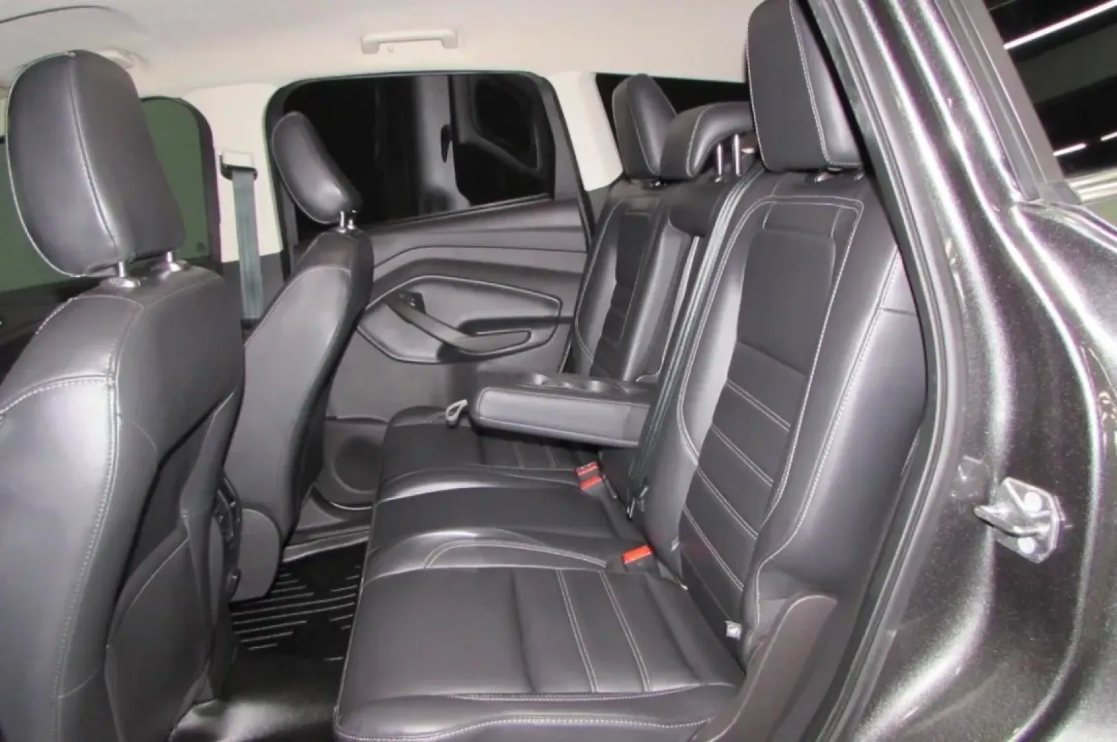 2019 /Charcoal Black Leather Ford Escape SEL (1FMCU9HDXKU) with an Other engine, Automatic transmission, located at 12830 Highway 21, De Soto, MO, 63020, (636) 337-7777, 38.153099, -90.573624 - **Adventure Awaits with the 2019 Ford Escape SEL!** <br /> <br /> Looking for an affordable and reliable vehicle that fits your active lifestyle? The 2019 Ford Escape SEL is the perfect companion for weekend adventures, family outings, or daily commutes. This versatile SUV combines style and functio - Photo#23