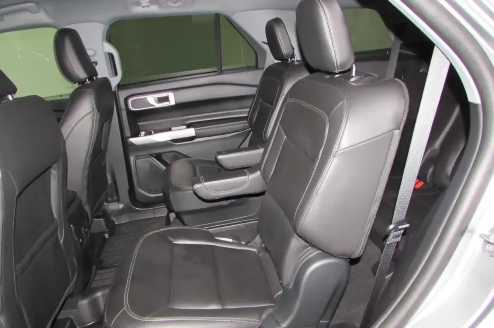 2023 /Ebony/Light Slate Leather Ford Explorer XLT (1FMSK8DH9PG) with an Other engine, Automatic transmission, located at 12830 Highway 21, De Soto, MO, 63020, (636) 337-7777, 38.153099, -90.573624 - Discover the perfect blend of comfort, style, and versatility with the 2023 Ford Explorer XLT, now available at Pettus CDJR DeSoto. Located at 12830 Highway 21, De Soto, MO 63020, our OEM dealership is committed to helping you find quality used vehicles that suit your lifestyle. Whether you're a gro - Photo#25