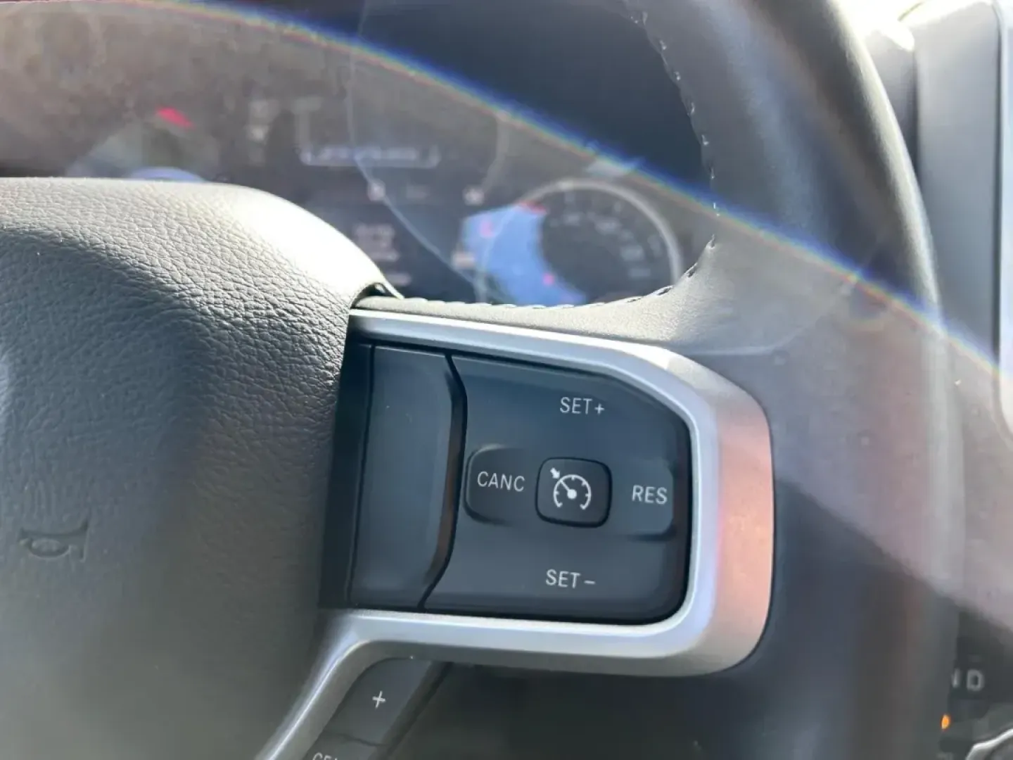 2022 /Diesel Gray/Black Cloth Ram 1500 Big Horn/Lone Star (1C6RRFFG2NN) with an 3.6L V6 24V VVT eTorque UPG I engine, located at 141 Commercial Dr, Fredericktown, MO, 63645, (573) 783-6432, 37.570087, -90.320648 - USED 2022 Ram 1500 Big Horn/Lone Star from Pettus Ford Fredericktown, Fredericktown MO. - Photo#11