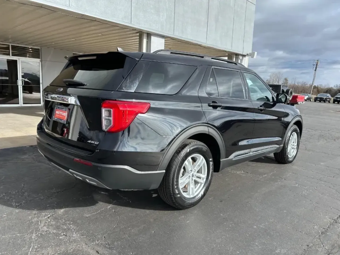 2023 /Ebony Leather Ford Explorer XLT (1FMSK8DH6PG) with an 2.3L EcoBoost I-4 engine, Automatic transmission, located at 141 Commercial Dr, Fredericktown, MO, 63645, (573) 783-6432, 37.570087, -90.320648 - Are you ready to elevate your family adventures or weekend getaways? Look no further than this stunning 2023 Ford Explorer XLT, available now at Pettus Ford Fredericktown. Located at 141 Commercial Drive in Fredericktown, MO, our OEM dealership offers a diverse selection of quality used vehicles tha - Photo#1