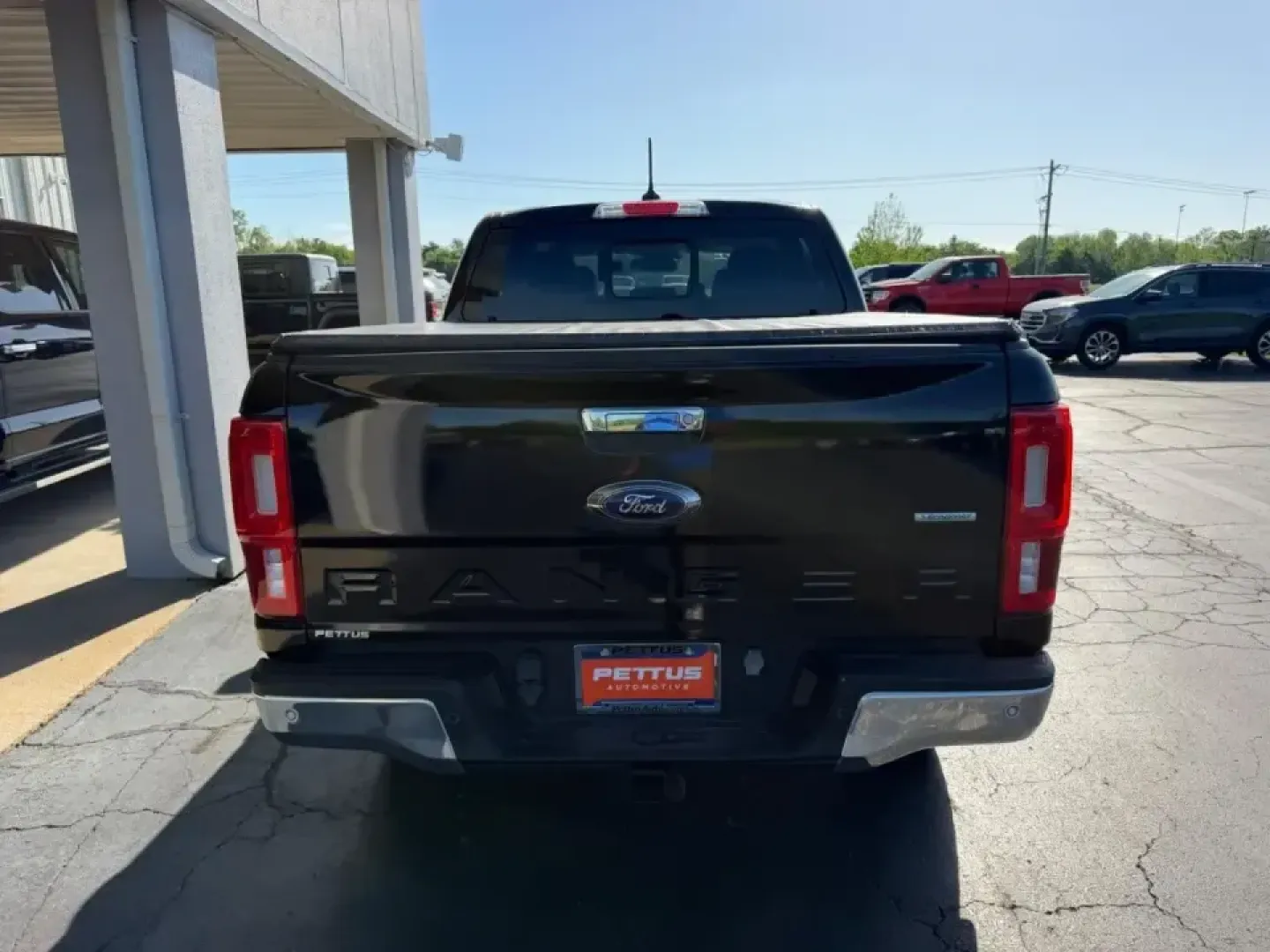 2019 /Ebony Leather Ford Ranger Lariat (1FTER4FH5KL) with an 2.3L EcoBoost engine, Automatic transmission, located at 141 Commercial Dr, Fredericktown, MO, 63645, (573) 783-6432, 37.570087, -90.320648 - Need a truck that can handle weekday commutes across Fredericktown and still be ready for a loaded-up weekend at Castor River Shut-Ins or a run down US-67? This 2019 Ford Ranger XL SuperCrew 4WD is built for real-life Missouri driving-room for friends or family, confidence in changing weather, and t - Photo#3