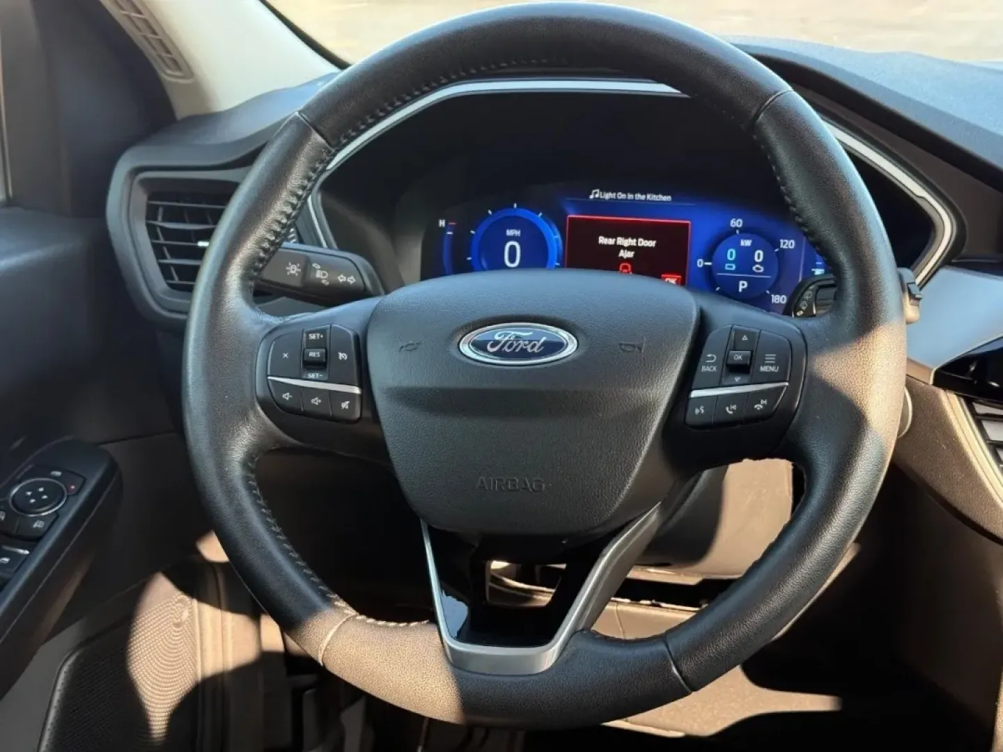 2020 /Dark Earth Gray Cloth Ford Escape SE Sport Hybrid (1FMCU0BZ7LU) with an 2.5L iVCT Atkinson Cycle I-4 Hybrid engine, Automatic transmission, located at 970 Woodlawn Dr., Farmington, MO, 63640, (573) 431-7800, 37.825642, -90.468674 - **Explore the Open Roads with the 2020 Ford Escape SE Sport Hybrid Your Perfect Companion for Commuting and Weekend Adventures!**<br /> <br /> Are you searching for a vehicle that combines style, efficiency, and versatility? Look no further than this stunning 2020 Ford Escape SE Sport Hybrid, now a - Photo#11