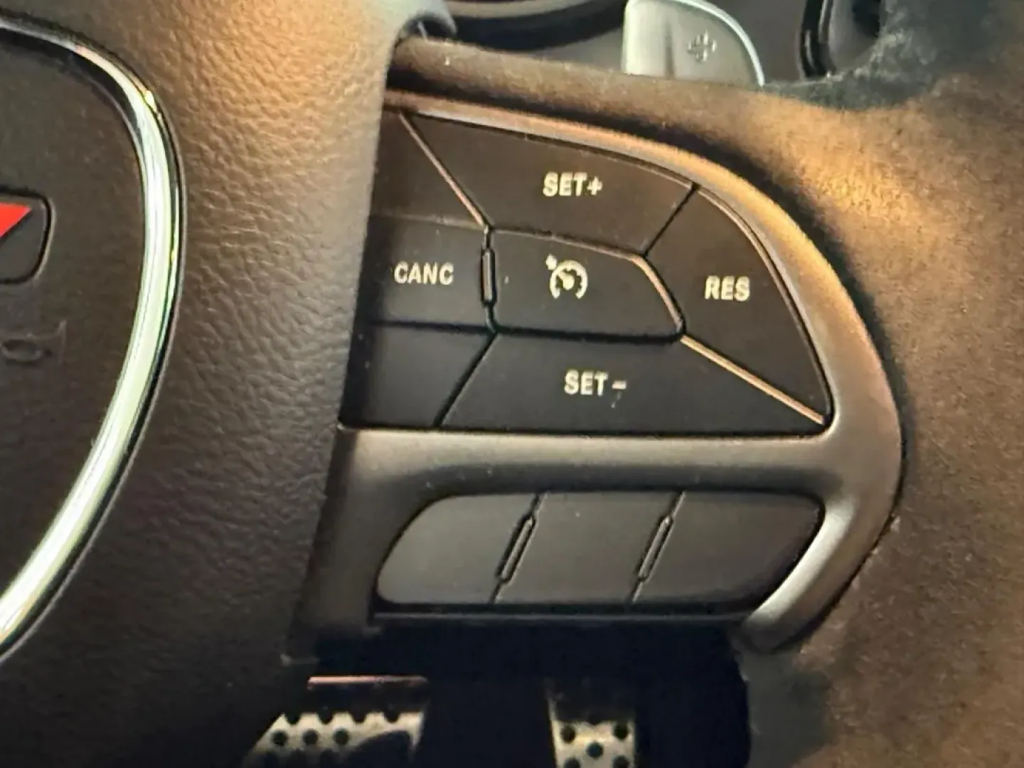 2019 /Black Cloth Dodge Challenger R/T Scat Pack (2C3CDZFJ1KH) with an 6.4L engine, Automatic transmission, located at 970 Woodlawn Dr., Farmington, MO, 63640, (573) 431-7800, 37.825642, -90.468674 - **Unleash the Thrill of the Open Road with this 2019 Dodge Challenger R/T Scat Pack!**<br /> <br /> Are you ready to elevate your driving experience? Whether you're a weekend warrior seeking adrenaline-pumping adventures or a daily commuter tired of the mundane, this stunning 2019 Dodge Challenger R - Photo#18