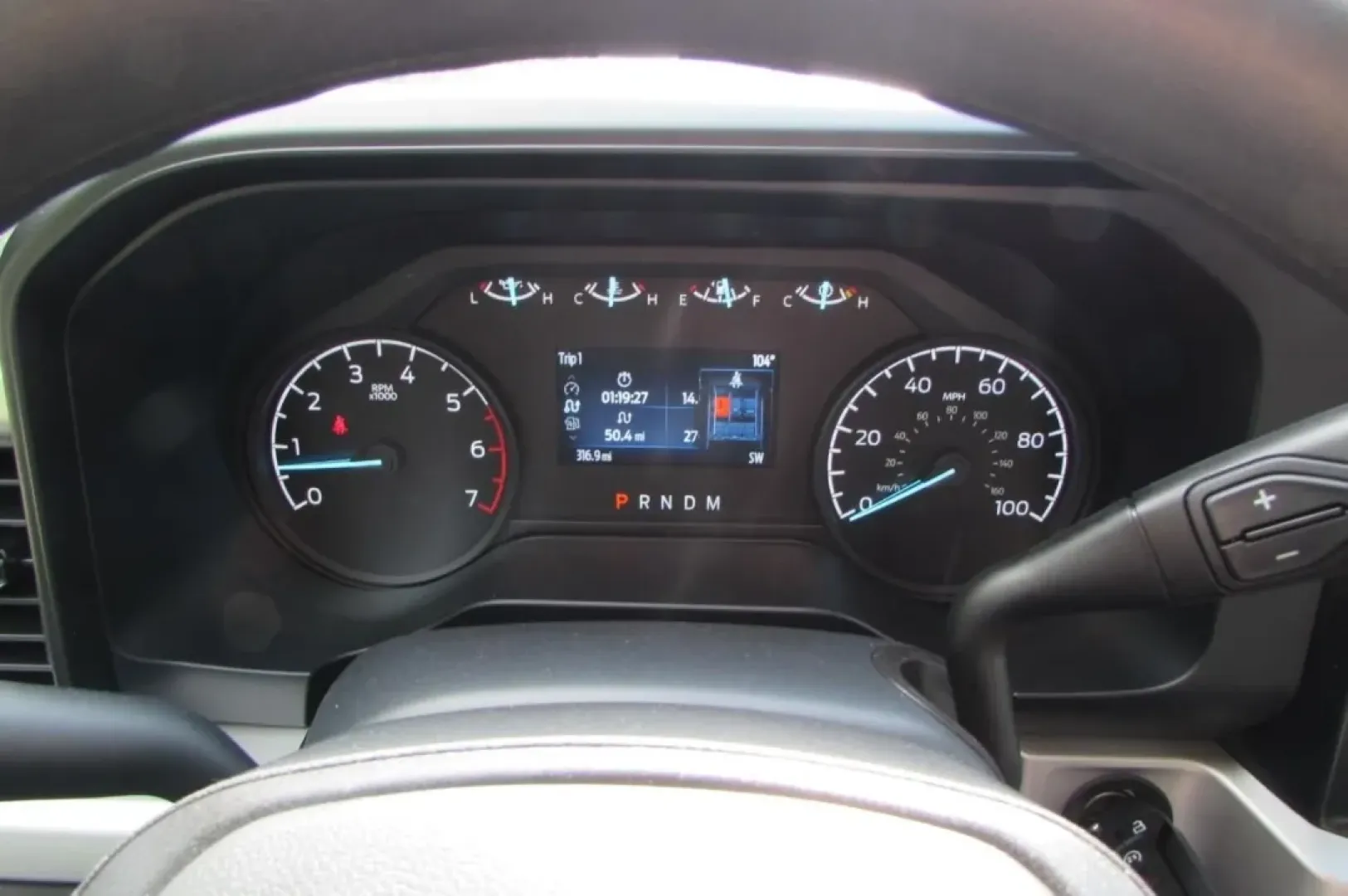 2025 /Medium Dark Slate Cloth Ford F-250SD XL (1FT8W2BN6SE) with an 7.3L engine, located at 12836 Highway 21, De Soto, MO, 63020, (636) 337-7777, 38.151867, -90.575615 - **Explore Adventure with the 2025 Ford F-250SD XL at Pettus Ford De Soto!**<br /> <br /> Are you ready to elevate your outdoor adventures or tackle demanding daily tasks? The 2025 Ford F-250SD XL is the perfect companion for both work and play, combining rugged capability with modern comfort and tec - Photo#20