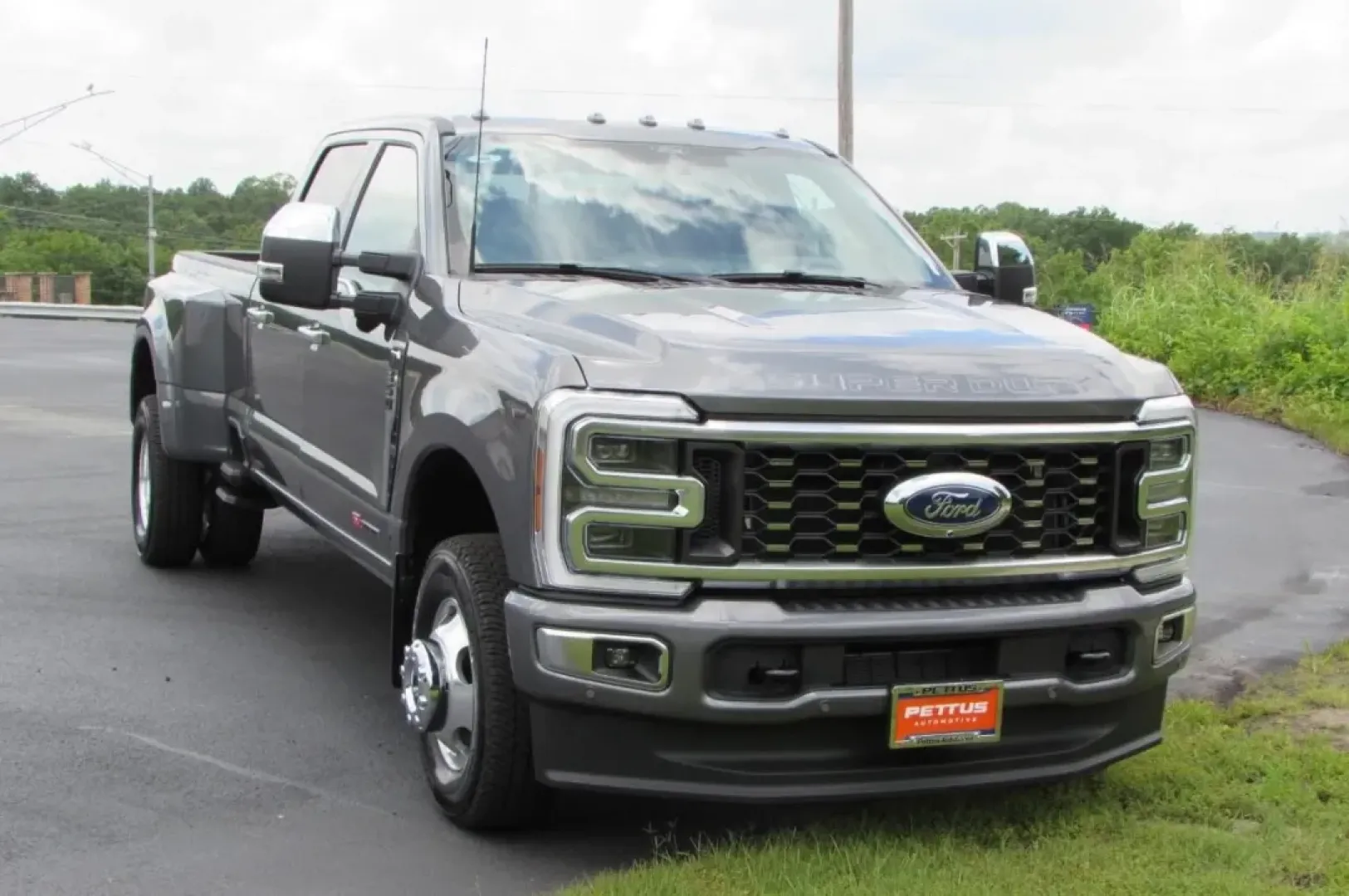 2025 /Java Leather Ford F-350SD Platinum DRW (1FT8W3DMXSE) with an 6.7L Turbocharged engine, located at 12836 Highway 21, De Soto, MO, 63020, (636) 337-7777, 38.151867, -90.575615 - **Take on Your Next Adventure with the 2025 Ford F-350SD XL DRW Perfect for Work and Play!**<br /> <br /> Are you in search of a powerful truck that can handle both your workday and weekend adventures? Look no further! The 2025 Ford F-350SD XL DRW, available now at Pettus Ford De Soto, is the perfe - Photo#0