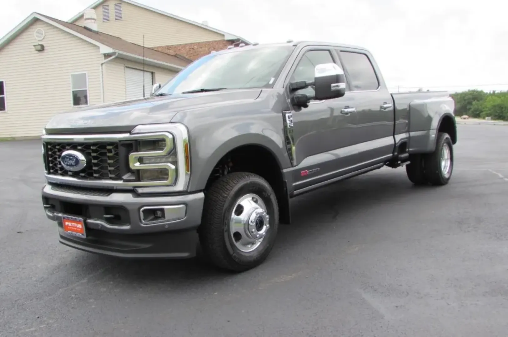 2025 /Java Leather Ford F-350SD Platinum DRW (1FT8W3DMXSE) with an 6.7L Turbocharged engine, located at 12836 Highway 21, De Soto, MO, 63020, (636) 337-7777, 38.151867, -90.575615 - **Take on Your Next Adventure with the 2025 Ford F-350SD XL DRW Perfect for Work and Play!**<br /> <br /> Are you in search of a powerful truck that can handle both your workday and weekend adventures? Look no further! The 2025 Ford F-350SD XL DRW, available now at Pettus Ford De Soto, is the perfe - Photo#3