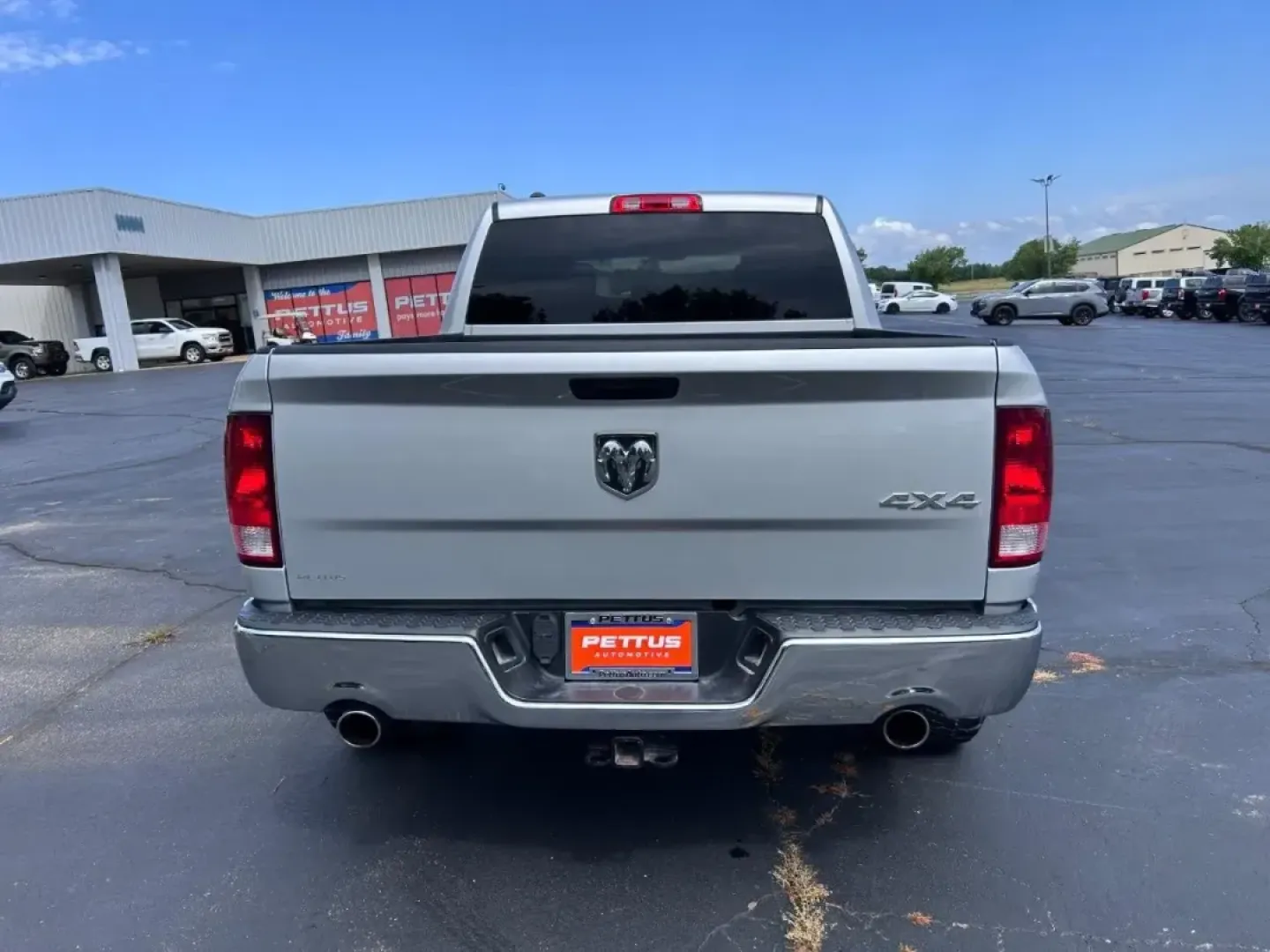 2019 /Diesel Gray/Black Cloth Ram 1500 Classic Tradesman (1C6RR7KT0KS) with an 5.7L engine, located at 970 Woodlawn Dr., Farmington, MO, 63640, (573) 431-7800, 37.825642, -90.468674 - **Discover Adventure and Utility with the 2019 Ram 1500 Classic Tradesman at Pettus CDJR Farmington!** <br /> <br /> Are you ready to elevate your daily routine or weekend adventures? Look no further than the 2019 Ram 1500 Classic Tradesman, a reliable truck designed not just for work, but for life. - Photo#3