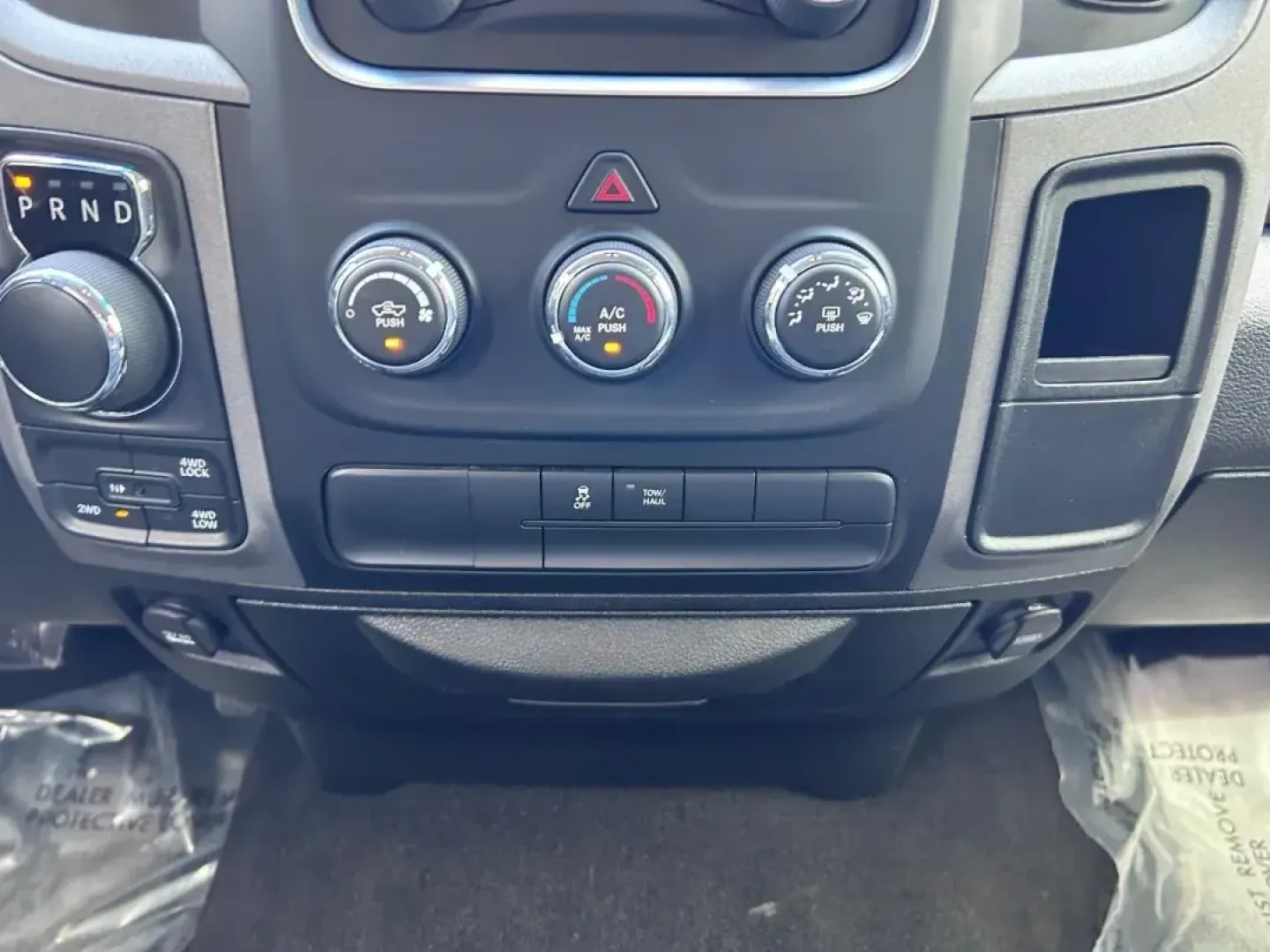 2019 /Diesel Gray/Black Cloth Ram 1500 Classic Tradesman (1C6RR7KT0KS) with an 5.7L engine, located at 970 Woodlawn Dr., Farmington, MO, 63640, (573) 431-7800, 37.825642, -90.468674 - **Discover Adventure and Utility with the 2019 Ram 1500 Classic Tradesman at Pettus CDJR Farmington!** <br /> <br /> Are you ready to elevate your daily routine or weekend adventures? Look no further than the 2019 Ram 1500 Classic Tradesman, a reliable truck designed not just for work, but for life. - Photo#12