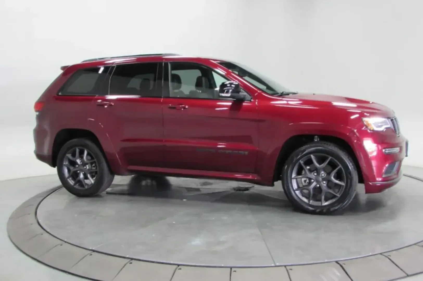 2019 /Black Leather Jeep Grand Cherokee Limited X (1C4RJFBGXKC) with an Other engine, located at 12830 Highway 21, De Soto, MO, 63020, (636) 337-7777, 38.153099, -90.573624 - **Discover the Ultimate SUV for Family Adventures: 2019 Jeep Grand Cherokee Limited X**<br /> <br /> Are you searching for a versatile, reliable, and luxurious SUV that's perfect for family outings, daily commutes, or weekend adventures? Look no further than this stunning **2019 Jeep Grand Cherokee - Photo#3