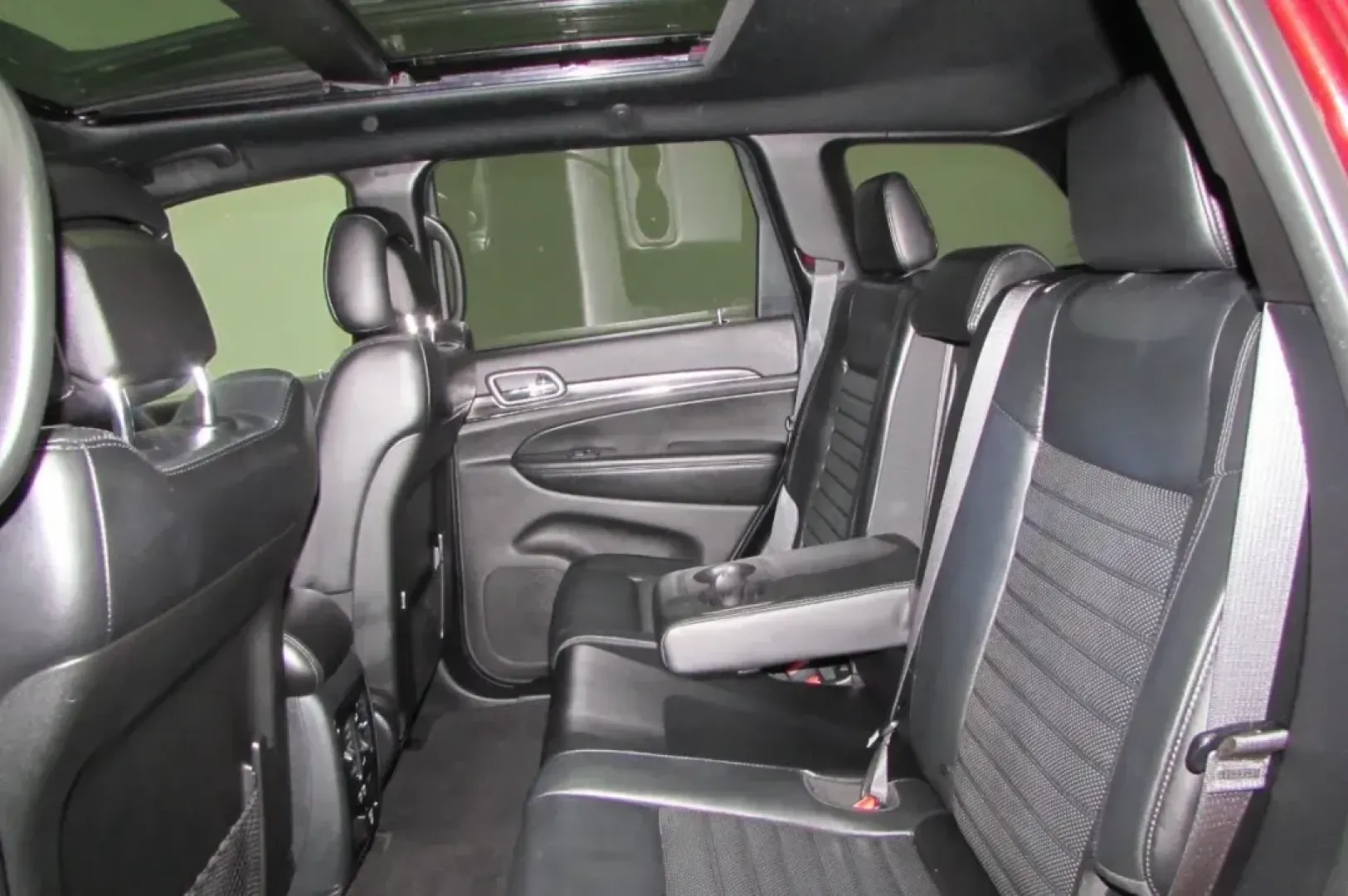 2019 /Black Leather Jeep Grand Cherokee Limited X (1C4RJFBGXKC) with an Other engine, located at 12830 Highway 21, De Soto, MO, 63020, (636) 337-7777, 38.153099, -90.573624 - **Discover the Ultimate SUV for Family Adventures: 2019 Jeep Grand Cherokee Limited X**<br /> <br /> Are you searching for a versatile, reliable, and luxurious SUV that's perfect for family outings, daily commutes, or weekend adventures? Look no further than this stunning **2019 Jeep Grand Cherokee - Photo#24