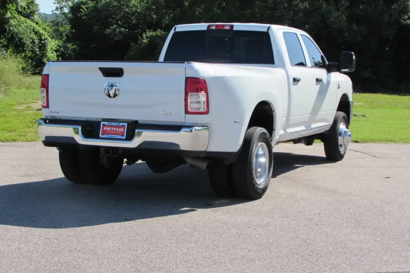 2024 /Diesel Gray/Black Cloth Ram 3500 Tradesman (3C63RRGLXRG) with an Other engine, located at 12830 Highway 21, De Soto, MO, 63020, (636) 337-7777, 38.153099, -90.573624 - **Your Ultimate Workhorse: 2024 Ram 3500 Tradesman at Pettus CDJR DeSoto!**<br /> <br /> Are you ready to take your adventures to the next level? Whether you're a hardworking contractor needing a dependable truck for the job site or a weekend warrior craving the thrill of off-road escapades, our **2 - Photo#6