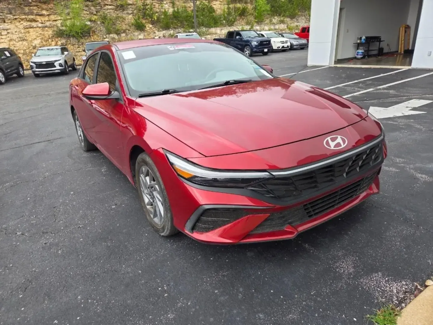 2024 /Gray Hyundai Elantra SEL (KMHLM4DG2RU) with an Other engine, Automatic transmission, located at 12830 Highway 21, De Soto, MO, 63020, (636) 337-7777, 38.153099, -90.573624 - If you're in the market for a reliable and stylish sedan that fits seamlessly into your lifestyle, look no further than the 2024 Hyundai Elantra SEL at Pettus CDJR DeSoto. Whether you're commuting to work in De Soto, running errands in surrounding neighborhoods, or embarking on weekend adventures, t - Photo#0
