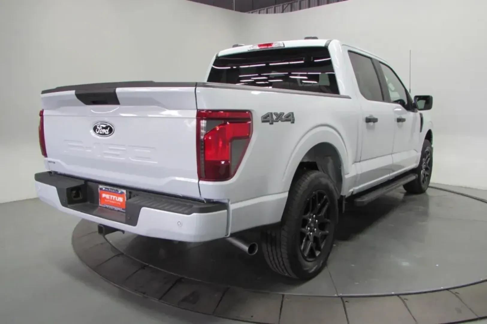 2025 /Black Cloth Ford F-150 STX (1FTEW2LP8SK) with an 2.7L V6 EcoBoost engine, Automatic transmission, located at 12836 Highway 21, De Soto, MO, 63020, (636) 337-7777, 38.151867, -90.575615 - Elevate your lifestyle with the versatile 2025 Ford F-150 STX, perfect for both work and play. Whether you're a weekend adventurer craving off-road experiences, a growing family needing ample space, or a commuter searching for a reliable vehicle, this robust truck stands ready to meet your demands. - Photo#7