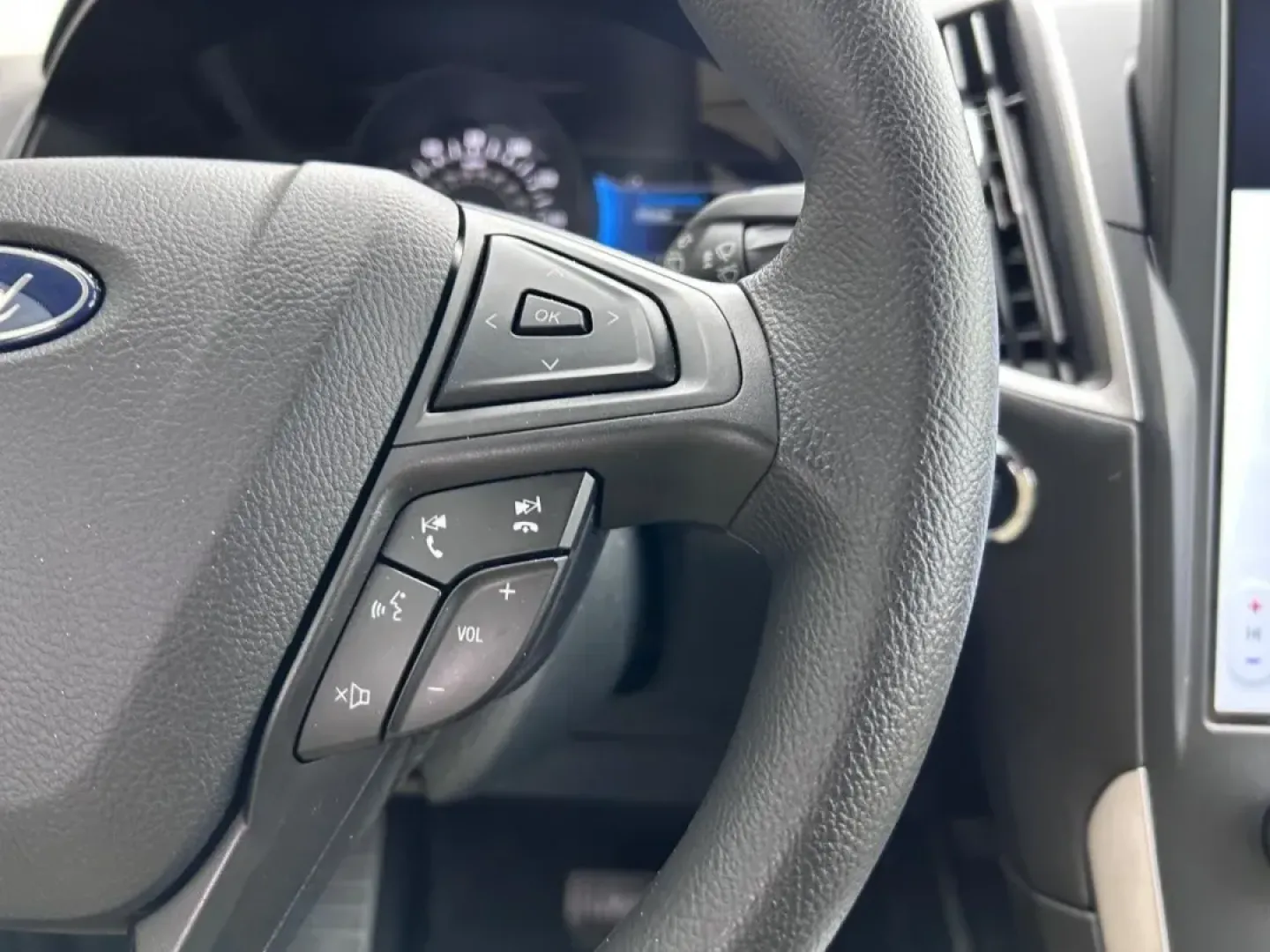 2024 /Dune Cloth Ford Edge SE (2FMPK4G94RB) with an Twin-Scroll 2.0L EcoBoost engine, Automatic transmission, located at 141 Commercial Dr, Fredericktown, MO, 63645, (573) 783-6432, 37.570087, -90.320648 - **Elevate Your Daily Drive: Discover the 2024 Ford Edge SE at Pettus Ford Fredericktown!**<br /> <br /> Are you in the market for an SUV that perfectly blends comfort, performance, and advanced technology? Look no further than the stunning 2024 Ford Edge SE, available now at Pettus Ford Fredericktow - Photo#12