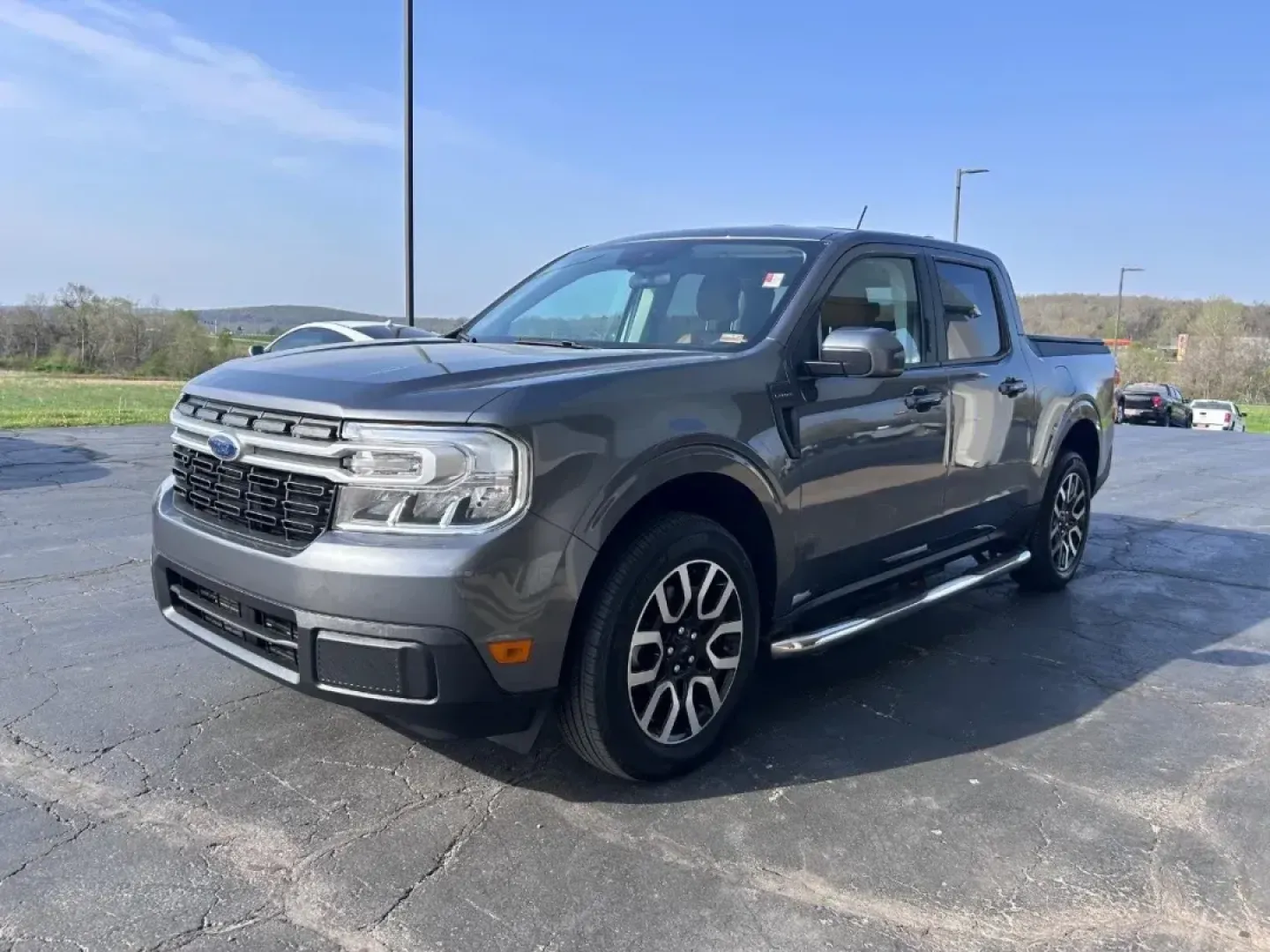 2022 /Desert Brown Leather Ford Maverick Lariat (3FTTW8F9XNR) with an 2.0L EcoBoost engine, Automatic transmission, located at 141 Commercial Dr, Fredericktown, MO, 63645, (573) 783-6432, 37.570087, -90.320648 - **Unleash Your Adventurous Spirit with the 2022 Ford Maverick Lariat at Pettus Ford Fredericktown!**<br /> <br /> Are you ready to elevate your lifestyle with a reliable vehicle that seamlessly blends everyday practicality with weekend adventure? The 2022 Ford Maverick Lariat is the perfect truck fo - Photo#5