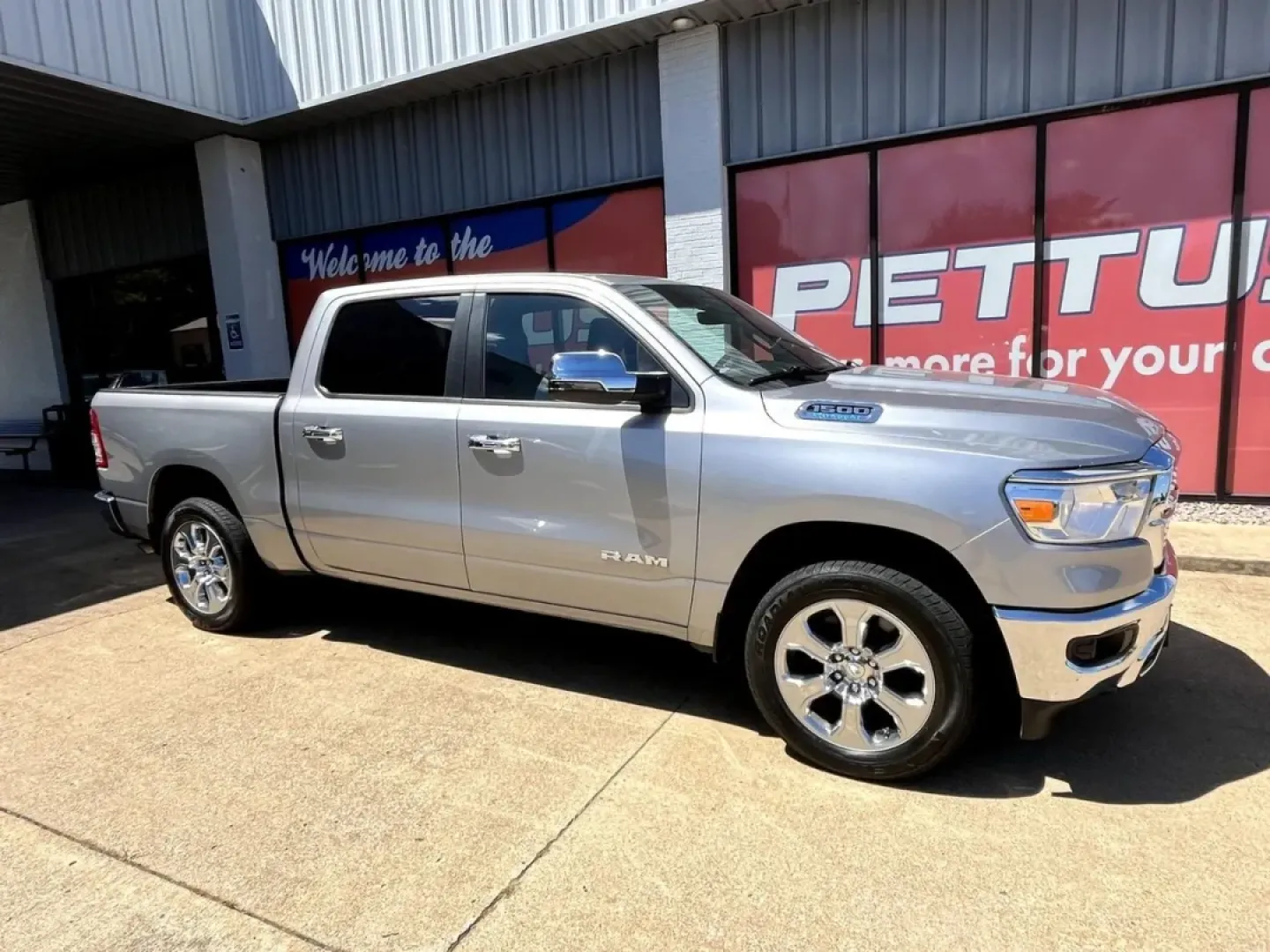 2023 /Diesel Gray/Black Cloth Ram 1500 Big Horn/Lone Star (1C6RRFFG1PN) with an 3.6L V6 24V VVT eTorque UPG I engine, located at 970 Woodlawn Dr., Farmington, MO, 63640, (573) 431-7800, 37.825642, -90.468674 - Looking for the perfect combination of ruggedness and refinement? Meet your ultimate companion for weekend adventures and daily commutes alike-a 2023 Ram 1500 Big Horn/Lone Star, available now at Pettus CDJR Farmington, your trusted OEM dealership located at 970 Woodlawn Drive, Farmington, MO 63640. - Photo#0