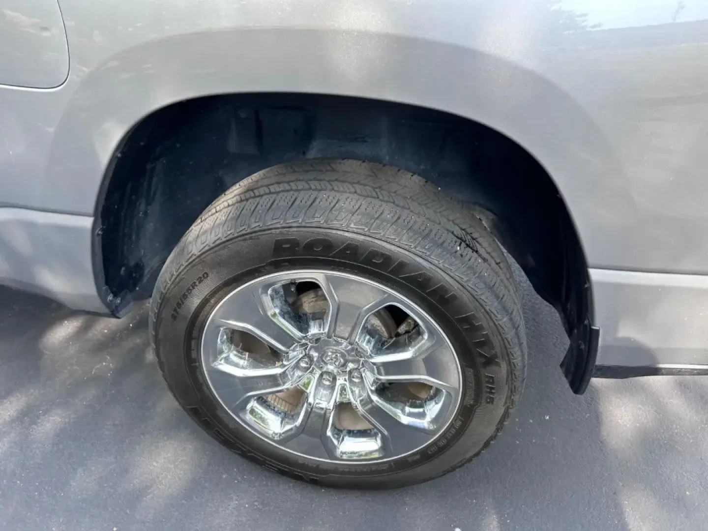 2023 /Diesel Gray/Black Cloth Ram 1500 Big Horn/Lone Star (1C6RRFFG1PN) with an 3.6L V6 24V VVT eTorque UPG I engine, located at 970 Woodlawn Dr., Farmington, MO, 63640, (573) 431-7800, 37.825642, -90.468674 - Looking for the perfect combination of ruggedness and refinement? Meet your ultimate companion for weekend adventures and daily commutes alike-a 2023 Ram 1500 Big Horn/Lone Star, available now at Pettus CDJR Farmington, your trusted OEM dealership located at 970 Woodlawn Drive, Farmington, MO 63640. - Photo#5