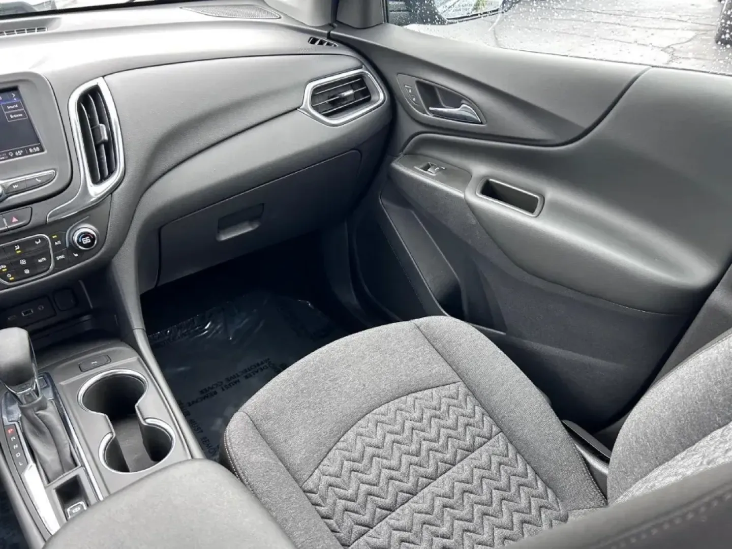 2023 /Jet Black Cloth Chevrolet Equinox LT (3GNAXUEG8PS) with an 1.5L Turbo DOHC 4-cylinder / SIDI / VVT engine, Automatic transmission, located at 141 Commercial Dr, Fredericktown, MO, 63645, (573) 783-6432, 37.570087, -90.320648 - **Discover the 2023 Chevrolet Equinox LT: Your Ultimate SUV for Family Adventures in Fredericktown!**<br /> <br /> Are you ready to elevate your family outings or weekend excursions? The 2023 Chevrolet Equinox LT is designed for those who crave versatility and comfort without compromising on style. - Photo#17