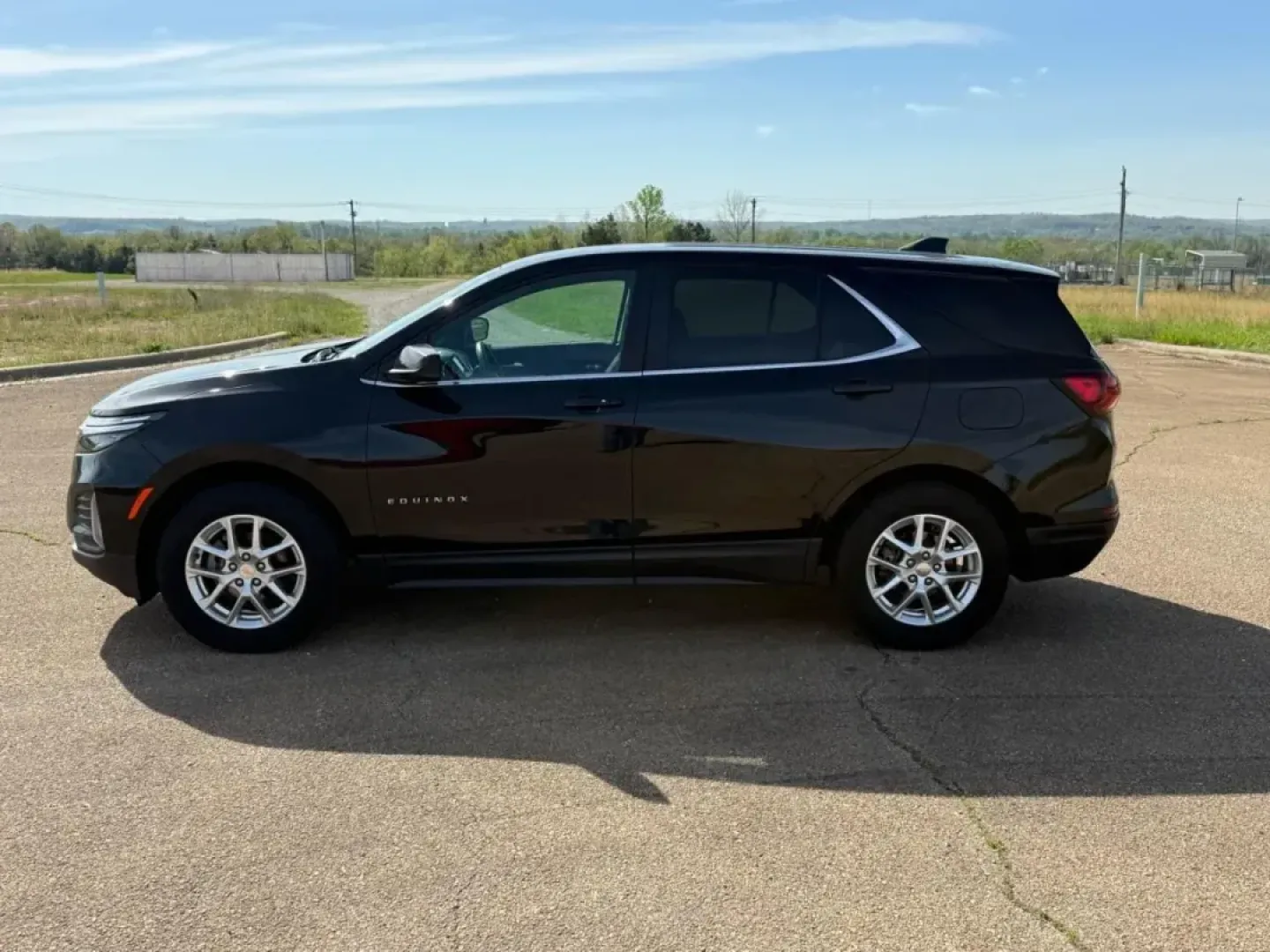 2022 /Jet Black Cloth Chevrolet Equinox LT (3GNAXUEV7NL) with an 1.5L Turbo DOHC 4-cylinder / SIDI / VVT engine, Automatic transmission, located at 141 Commercial Dr, Fredericktown, MO, 63645, (573) 783-6432, 37.570087, -90.320648 - USED 2022 Chevrolet Equinox LT from Pettus Ford Fredericktown, Fredericktown MO. - Photo#0