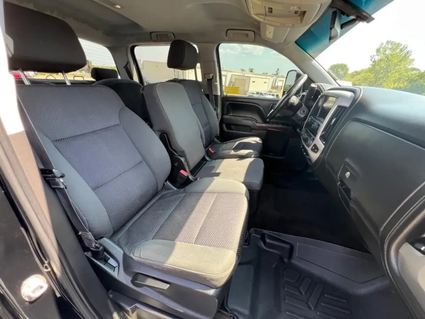 2014 /Jet Black/Dark Ash Cloth GMC Sierra 1500 4WD Crew Cab SLE (3GTU2UEC2EG) with an 5.3L engine, Automatic transmission, located at 970 Woodlawn Dr., Farmington, MO, 63640, (573) 431-7800, 37.825642, -90.468674 - **Unleash Your Adventurous Spirit with the 2014 GMC Sierra 1500 at Pettus CDJR Farmington!**<br /> <br /> Are you ready to elevate your weekend getaways and daily commutes? The 2014 GMC Sierra 1500 is not just a truck; it's a versatile companion designed to facilitate a lifestyle filled with adventu - Photo#13
