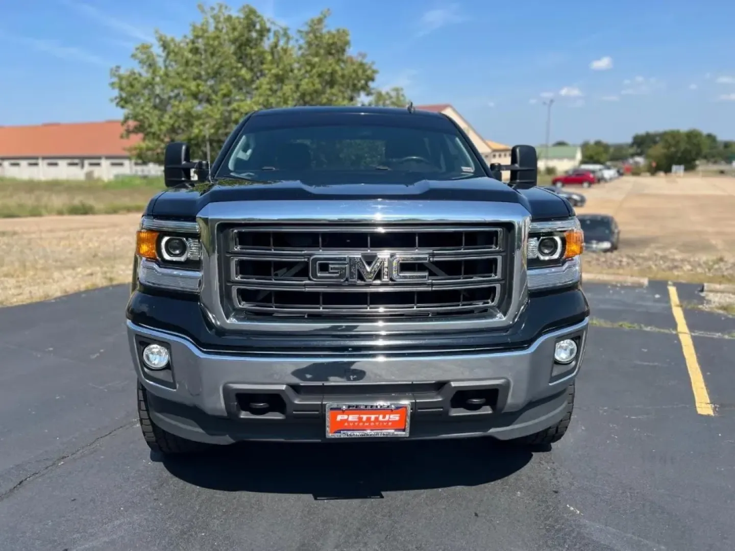 2014 /Jet Black/Dark Ash Cloth GMC Sierra 1500 4WD Crew Cab SLE (3GTU2UEC2EG) with an 5.3L engine, Automatic transmission, located at 970 Woodlawn Dr., Farmington, MO, 63640, (573) 431-7800, 37.825642, -90.468674 - **Unleash Your Adventurous Spirit with the 2014 GMC Sierra 1500 at Pettus CDJR Farmington!**<br /> <br /> Are you ready to elevate your weekend getaways and daily commutes? The 2014 GMC Sierra 1500 is not just a truck; it's a versatile companion designed to facilitate a lifestyle filled with adventu - Photo#2