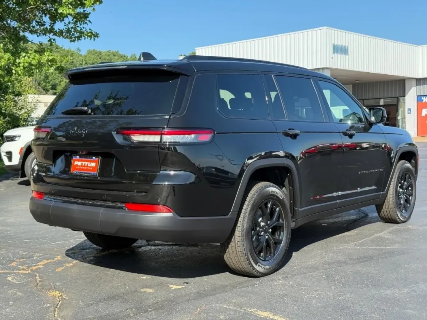 2025 /Global Black Suede Jeep Grand Cherokee Altitude X (1C4RJKAG6S8) with an 3.6L V6 24V VVT UPG I engine, Automatic transmission, located at 970 Woodlawn Dr., Farmington, MO, 63640, (573) 431-7800, 37.825642, -90.468674 - Are you ready to elevate your adventures and embrace the open road? The 2025 Jeep Grand Cherokee L Altitude X is the perfect SUV for those who crave both luxury and capability. Whether you're navigating the bustling streets of Farmington or heading out on a weekend getaway to the stunning Ozark Moun - Photo#2