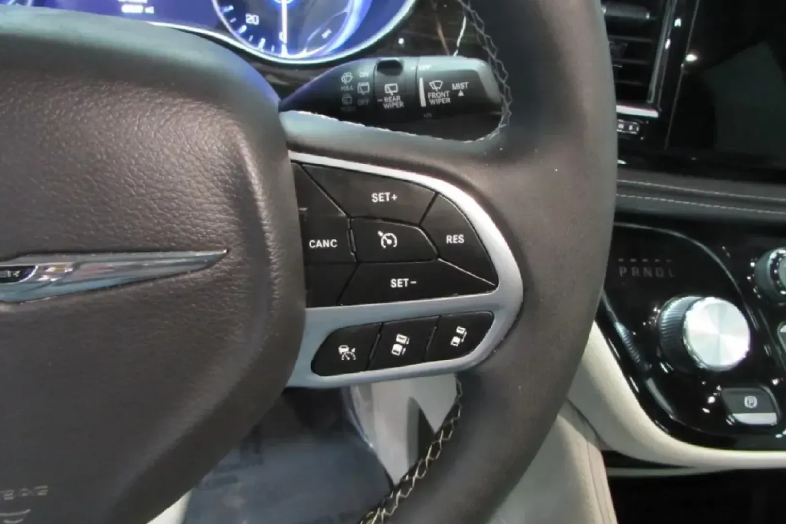 2023 /Black/Alloy/Black Leather Chrysler Pacifica Limited (2C4RC1GG1PR) with an Other engine, Automatic transmission, located at 12830 Highway 21, De Soto, MO, 63020, (636) 337-7777, 38.153099, -90.573624 - **Discover Your Adventure with the 2023 Chrysler Pacifica at Pettus CDJR DeSoto!**<br /> <br /> Are you ready to elevate your family's travel experience? The 2023 Chrysler Pacifica is not just a minivan; it's your ticket to comfort, convenience, and unforgettable journeys. Whether you're headed to a - Photo#14