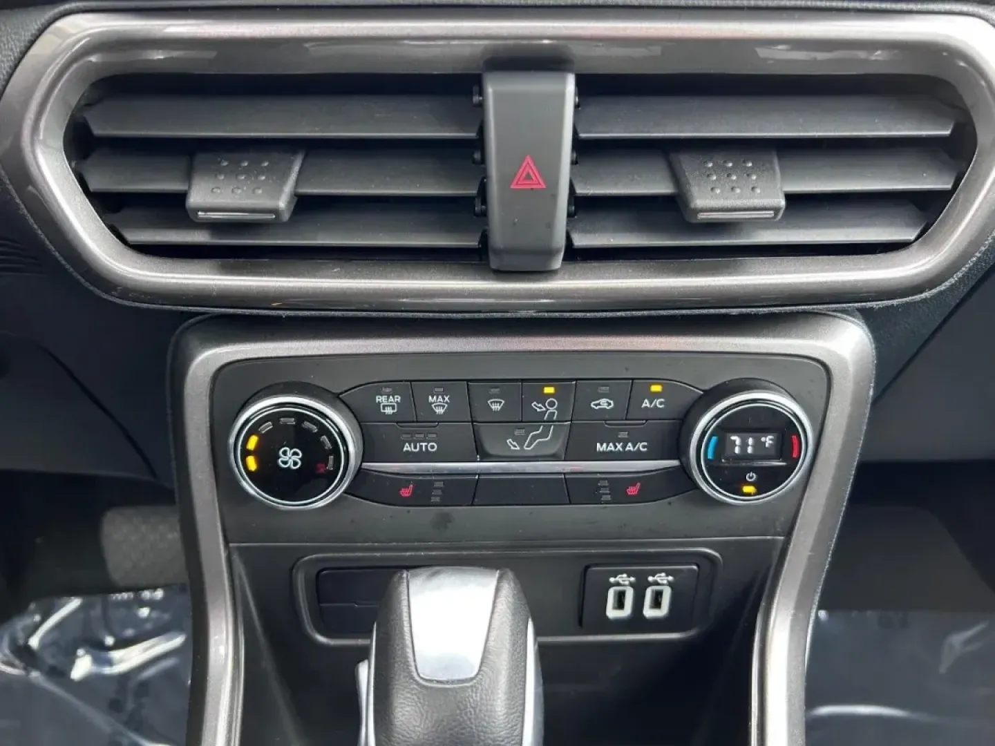 2022 Ford EcoSport SE (MAJ6S3GL4NC) with an 2.0L Ti-VCT GDI I-4 engine, Automatic transmission, located at 141 Commercial Dr, Fredericktown, MO, 63645, (573) 783-6432, 37.570087, -90.320648 - USED 2022 Ford EcoSport SE from Pettus Ford Fredericktown, Fredericktown MO. - Photo#15
