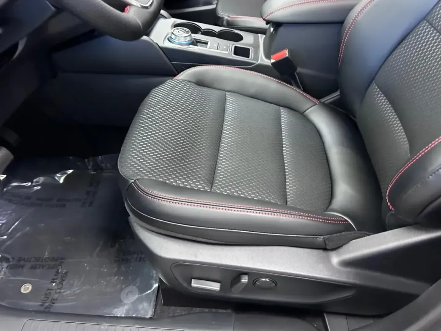 2025 /Ebony Leather Trimmed Ford Escape ST-Line (1FMCU9MN5SU) with an 1.5L EcoBoost engine, Automatic transmission, located at 141 Commercial Dr, Fredericktown, MO, 63645, (573) 783-6432, 37.570087, -90.320648 - **Explore Adventure in Style with This 2025 Ford Escape ST-Line!**<br /> <br /> Are you ready to elevate your lifestyle? The 2025 Ford Escape ST-Line is perfect for those seeking a versatile and stylish SUV that seamlessly fits into both your daily routine and weekend adventures. Whether you're comm - Photo#16