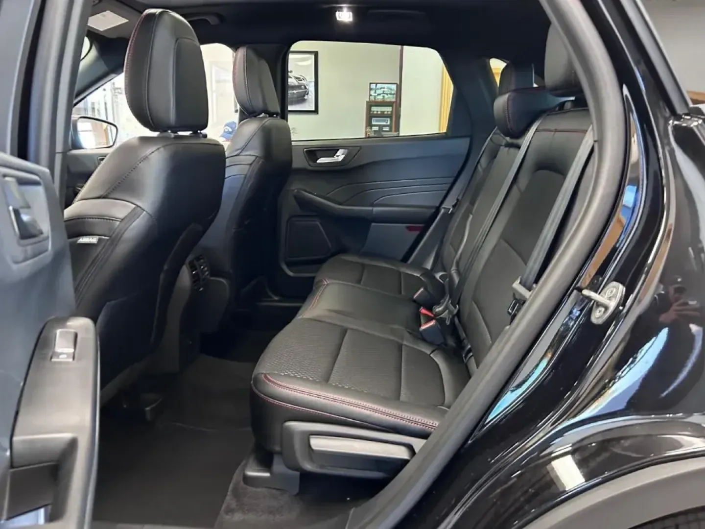 2025 /Ebony Leather Trimmed Ford Escape ST-Line (1FMCU9MN5SU) with an 1.5L EcoBoost engine, Automatic transmission, located at 141 Commercial Dr, Fredericktown, MO, 63645, (573) 783-6432, 37.570087, -90.320648 - **Explore Adventure in Style with This 2025 Ford Escape ST-Line!**<br /> <br /> Are you ready to elevate your lifestyle? The 2025 Ford Escape ST-Line is perfect for those seeking a versatile and stylish SUV that seamlessly fits into both your daily routine and weekend adventures. Whether you're comm - Photo#7