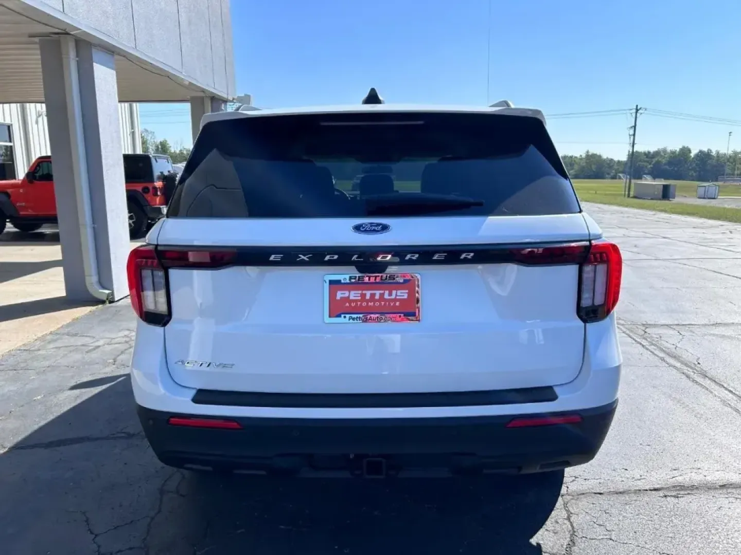2025 /Dark Gray/Onyx Cloth Ford Explorer Active (1FMUK7DH8SG) with an 2.3L EcoBoost I-4 engine, Automatic transmission, located at 141 Commercial Dr, Fredericktown, MO, 63645, (573) 783-6432, 37.570087, -90.320648 - Discover the perfect blend of adventure and everyday practicality with the 2025 Ford Explorer Active, now available at Pettus Ford Fredericktown. Located at 141 Commercial Drive, Fredericktown, MO 63645, our dealership specializes in providing quality used vehicles, and this SUV is no exception. Whe - Photo#2