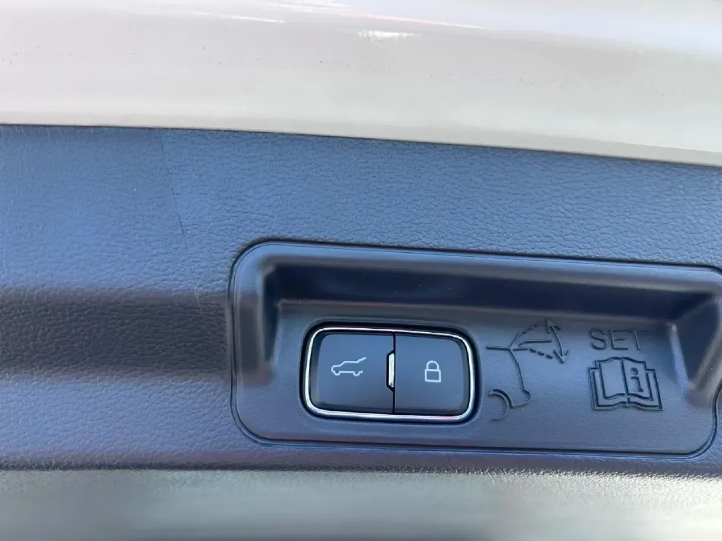 2025 /Dark Gray/Onyx Cloth Ford Explorer Active (1FMUK7DH8SG) with an 2.3L EcoBoost I-4 engine, Automatic transmission, located at 141 Commercial Dr, Fredericktown, MO, 63645, (573) 783-6432, 37.570087, -90.320648 - Discover the perfect blend of adventure and everyday practicality with the 2025 Ford Explorer Active, now available at Pettus Ford Fredericktown. Located at 141 Commercial Drive, Fredericktown, MO 63645, our dealership specializes in providing quality used vehicles, and this SUV is no exception. Whe - Photo#4