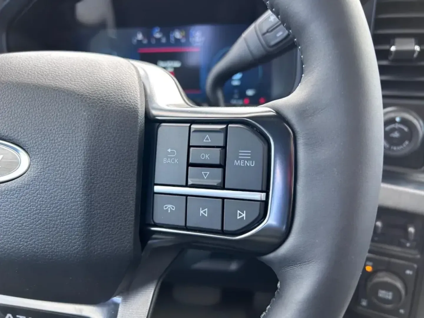 2025 /Black Onyx/Platinum Blue Leath Ford F-250SD Platinum 703A (1FT8W2BM8SE) with an 6.7L Turbocharged engine, located at 141 Commercial Dr, Fredericktown, MO, 63645, (573) 783-6432, 37.570087, -90.320648 - Experience the thrill of adventure with the 2025 Ford F-250SD Platinum, a powerful truck that redefines what it means to own a vehicle. Whether you're headed to the job site, embarking on a weekend camping trip, or transporting your growing family, this capable truck is designed to meet your every n - Photo#12