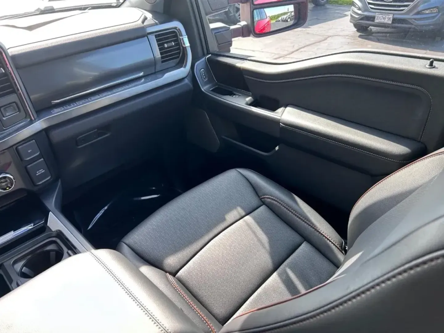 2025 /Black Onyx Leather Ford F-250SD Lariat 608A (1FT8W2BT4SE) with an 6.7L Turbocharged engine, located at 141 Commercial Dr, Fredericktown, MO, 63645, (573) 783-6432, 37.570087, -90.320648 - **Conquer Every Terrain with the 2025 Ford F-250SD Lariat Your Ultimate Workhorse!**<br /> <br /> Are you looking for a vehicle that can seamlessly transition between work and play? The 2025 Ford F-250SD Lariat is not just a truck; it's a lifestyle choice for those who need a dependable companion f - Photo#13