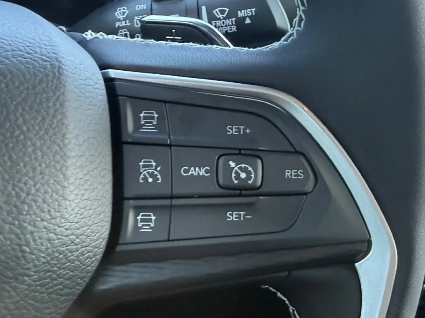 2025 /Global Black Cloth Jeep Grand Cherokee Laredo (1C4RJKAG1S8) with an 3.6L V6 24V VVT UPG I engine, Automatic transmission, located at 970 Woodlawn Dr., Farmington, MO, 63640, (573) 431-7800, 37.825642, -90.468674 - **Explore Life's Adventures with the 2025 Jeep Grand Cherokee L Available Now at Pettus CDJR Farmington!**<br /> <br /> If you're looking for a vehicle that can keep up with your busy lifestyle, the 2025 Jeep Grand Cherokee L is your ticket to adventure. Whether you're navigating the bustling stree - Photo#10