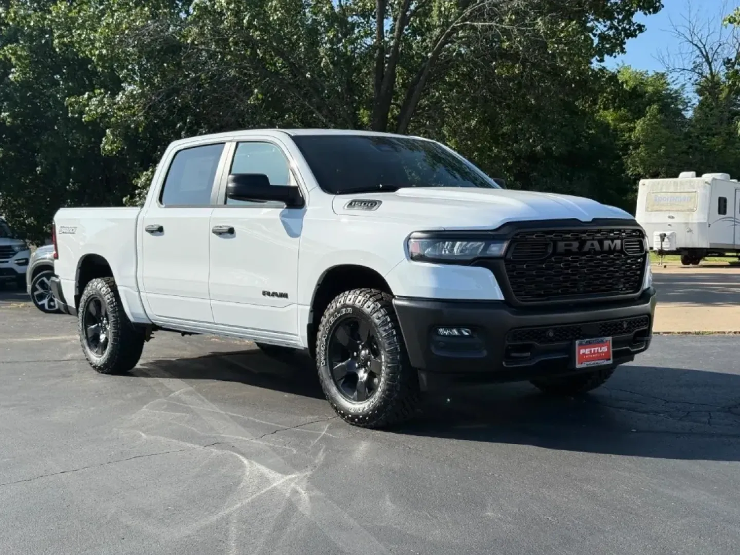 2025 /Black Cloth Ram 1500 Warlock Crew Cab (1C6SRFGP5SN) with an 3.0L I6 Hurricane SO Twin Turbo ESS engine, Automatic transmission, located at 970 Woodlawn Dr., Farmington, MO, 63640, (573) 431-7800, 37.825642, -90.468674 - Experience the thrill of adventure and functionality with the 2025 Ram 1500 Tradesman, now available at Pettus CDJR Farmington in Farmington, MO. Whether you're a weekend warrior looking for that perfect truck to carry your gear or a busy professional seeking a reliable vehicle for daily commutes, t - Photo#0