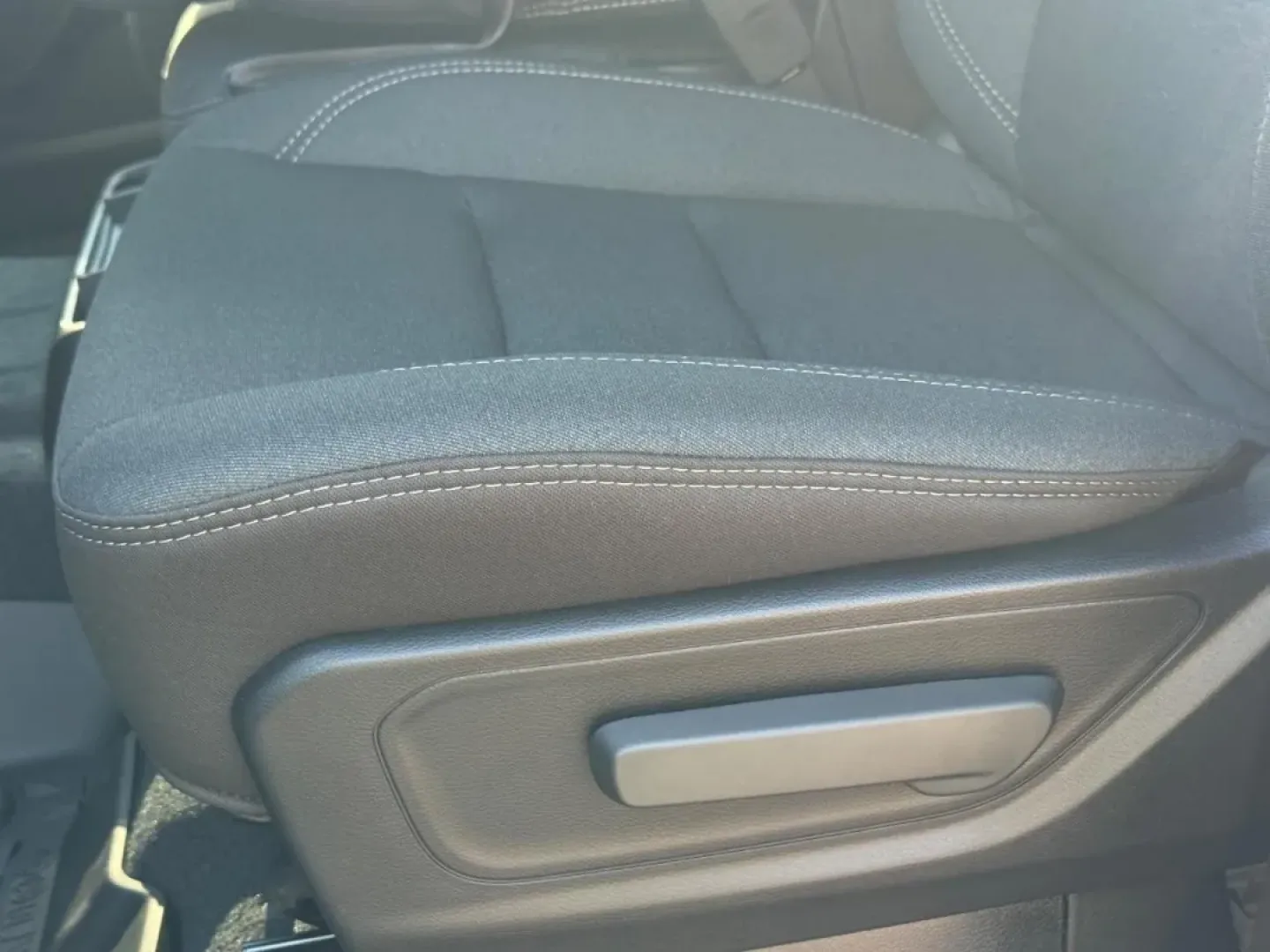 2025 /Black Cloth Ram 1500 Warlock Crew Cab (1C6SRFGP5SN) with an 3.0L I6 Hurricane SO Twin Turbo ESS engine, Automatic transmission, located at 970 Woodlawn Dr., Farmington, MO, 63640, (573) 431-7800, 37.825642, -90.468674 - Experience the thrill of adventure and functionality with the 2025 Ram 1500 Tradesman, now available at Pettus CDJR Farmington in Farmington, MO. Whether you're a weekend warrior looking for that perfect truck to carry your gear or a busy professional seeking a reliable vehicle for daily commutes, t - Photo#17